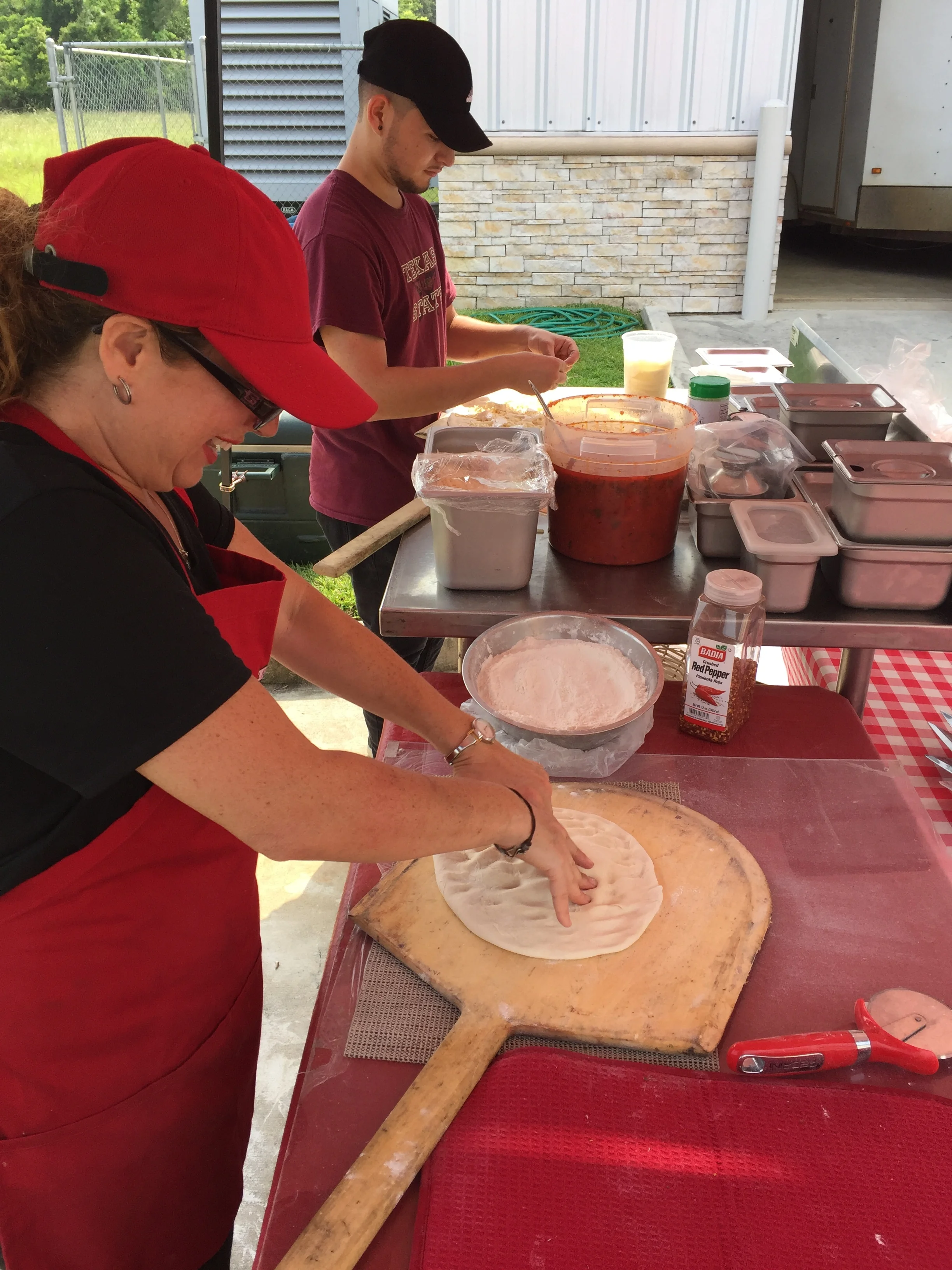 GioMakingPizza.JPG