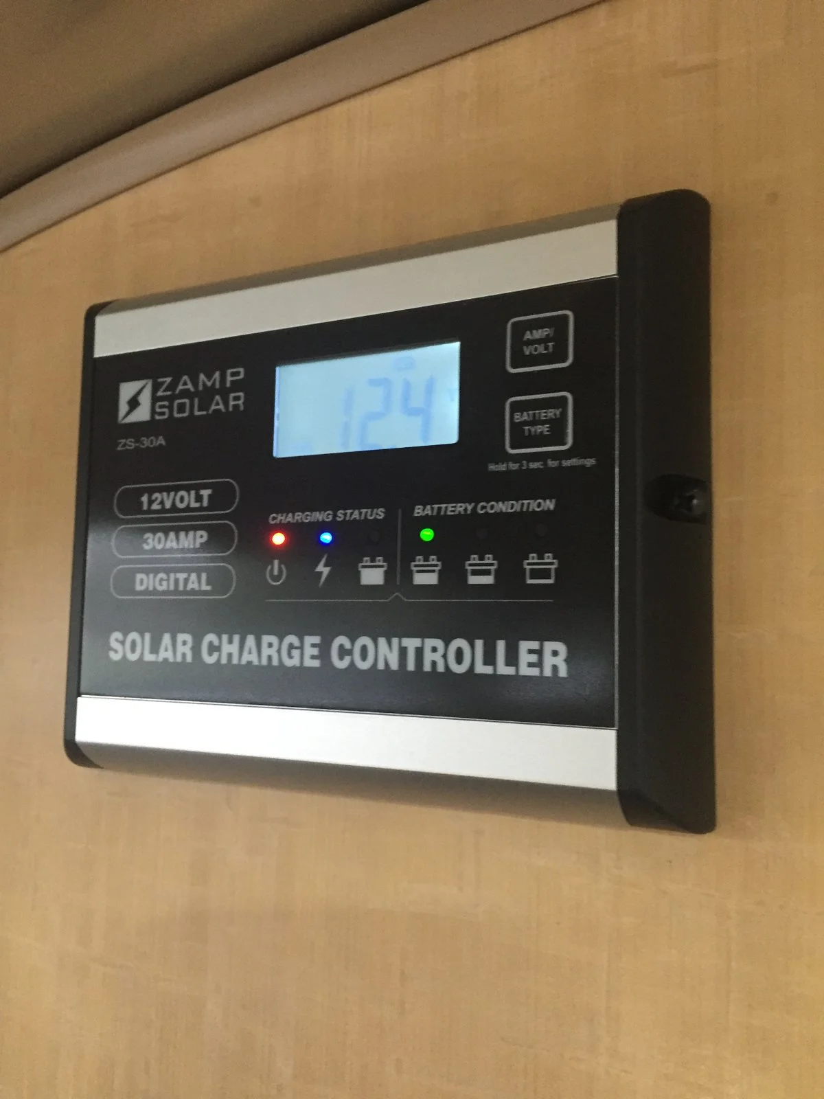 48cb3-solarpanelssolarpanels.jpg
