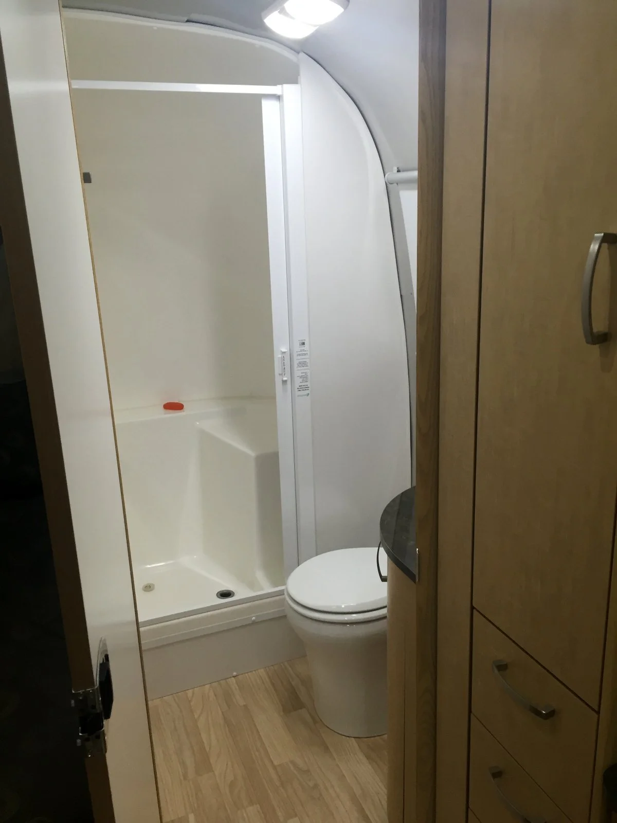 c78d9-bathroombathroom.jpg