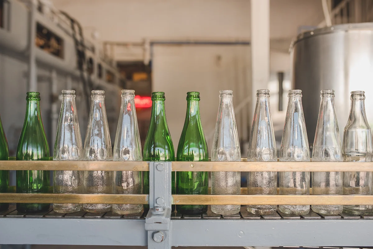 6b2d1-bottlesbottles.jpg