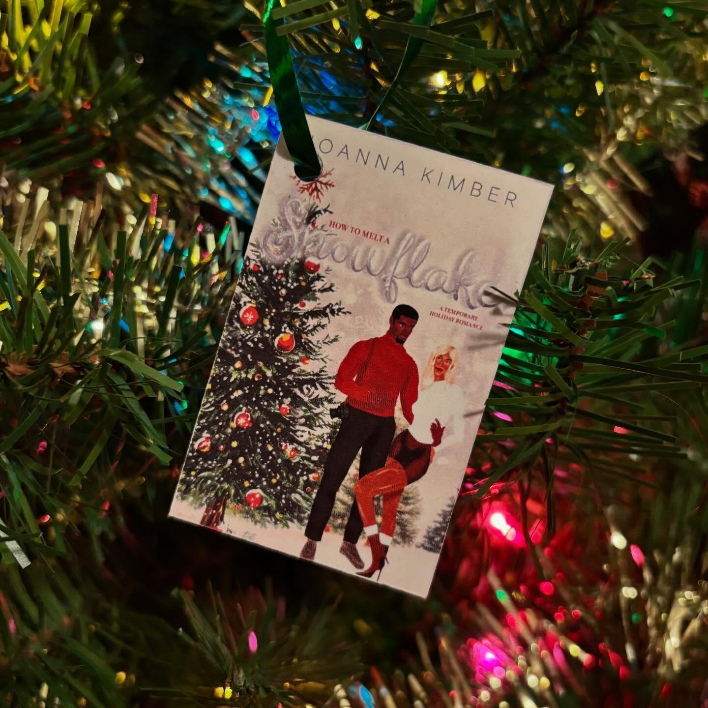 ✨DAY 21 of #25DaysOfHolidayRomance✨

How to Melt a Snowflake by @joannakimberwrites 🤩

192 Pages / $4.99 or Kindle Unlimited

SUMMARY: Nicholas Saint
Christmas has one purpose: go all in for the holiday my late son adored. This holiday is supposed t