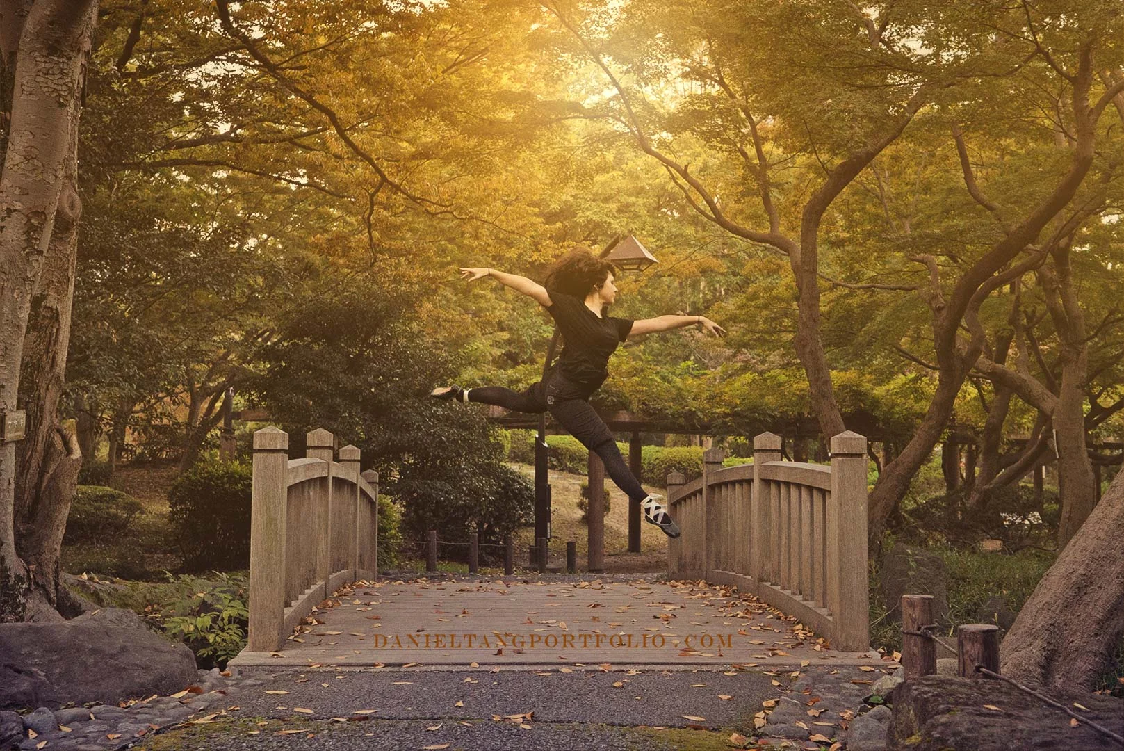 Noeme Street Ballet-08343 - Bridge (web).jpg