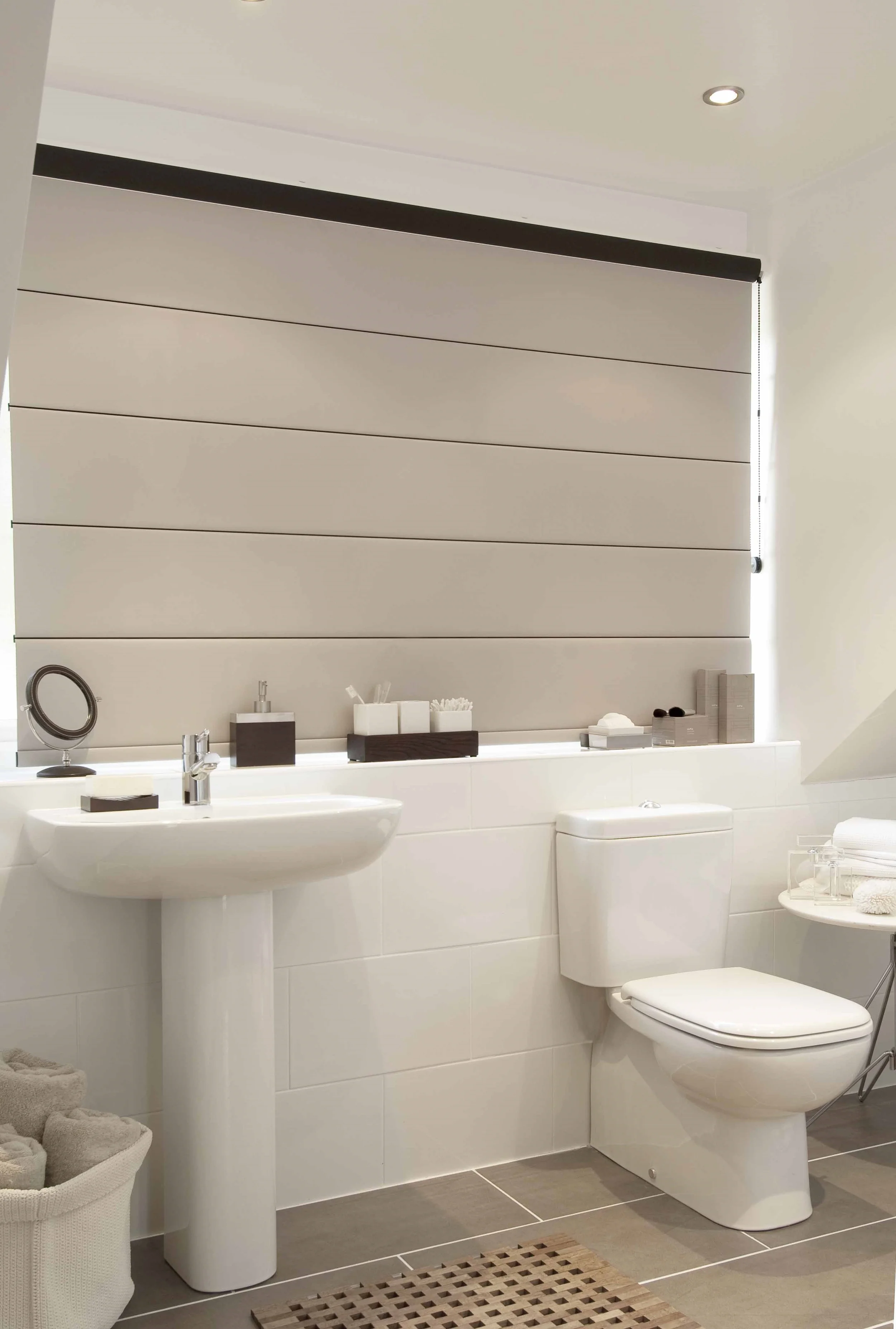 Orion Roman Blinds Exlite Putty.jpg