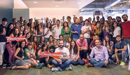 Latinworks suma a Budweiser como cliente