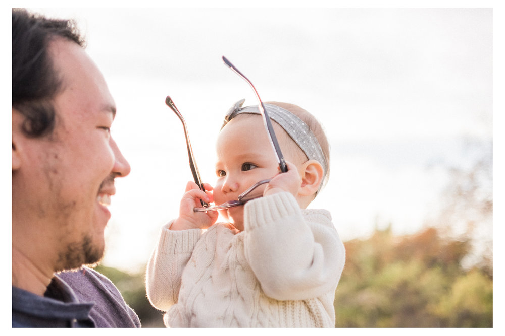  family fun outdoor session mom and baby one year old los penasquitos canyon preserve san diego portraits baby glasses dad 