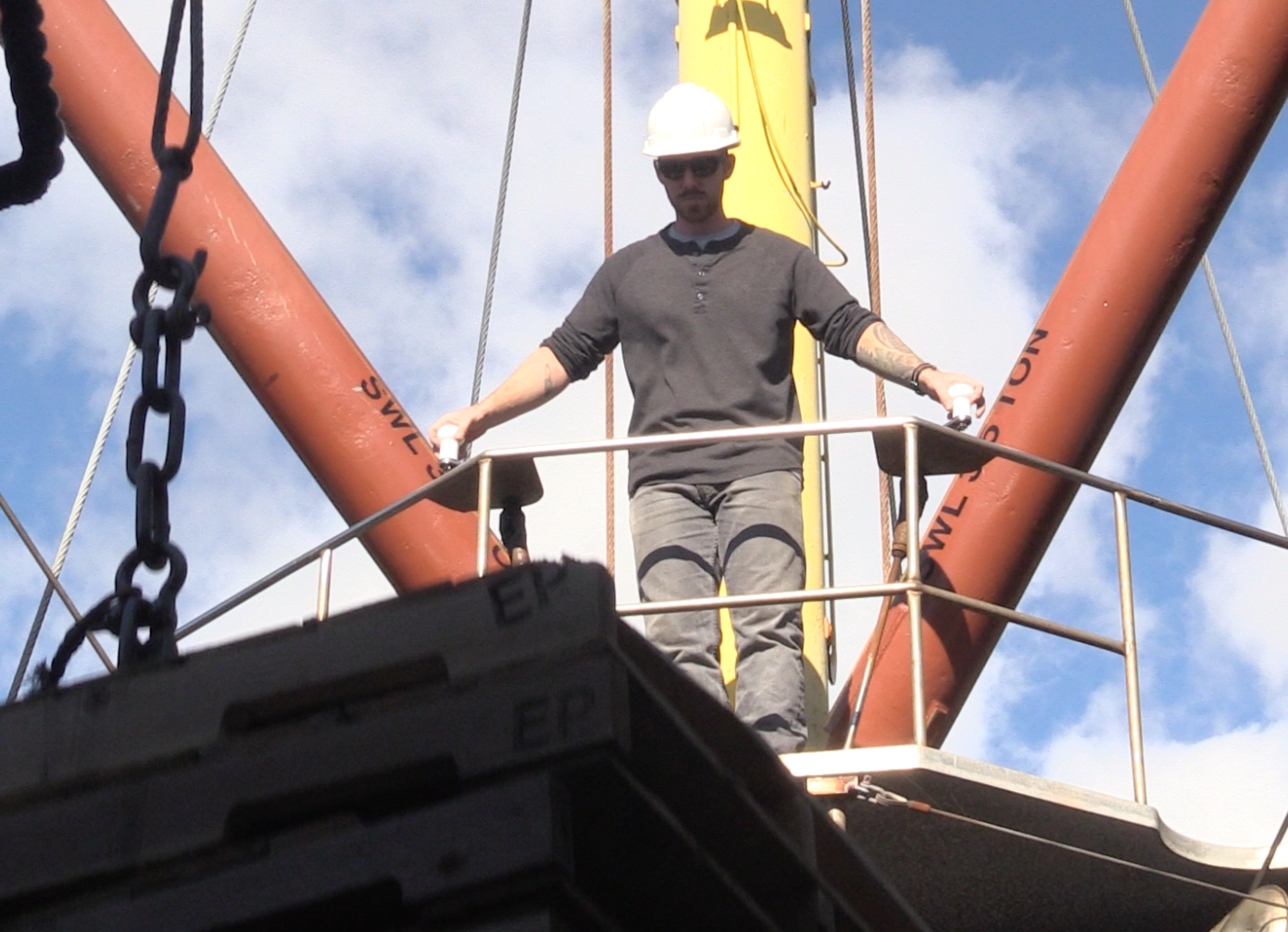 Simon on the derrick