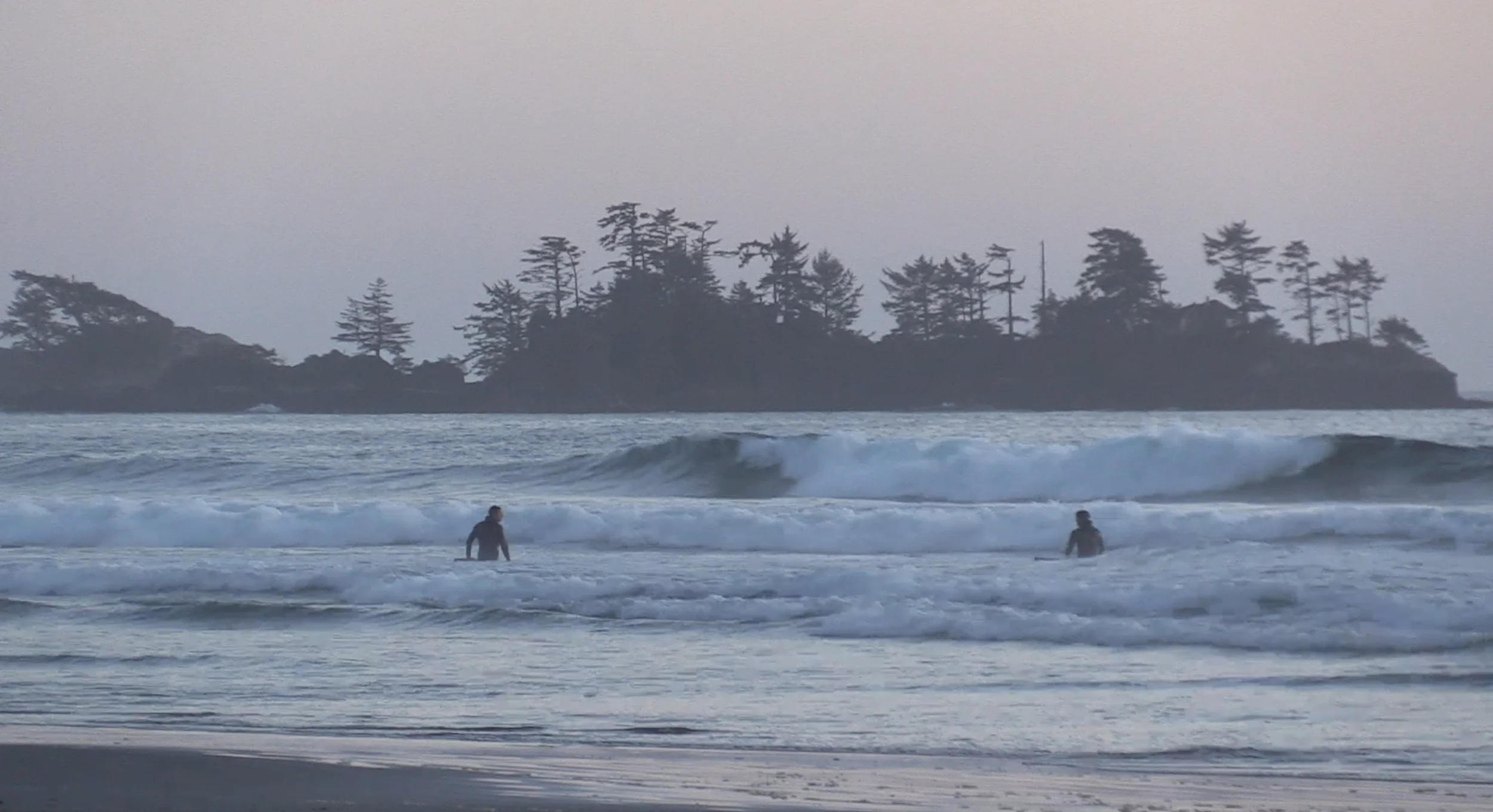Stealing the last waves before dusk