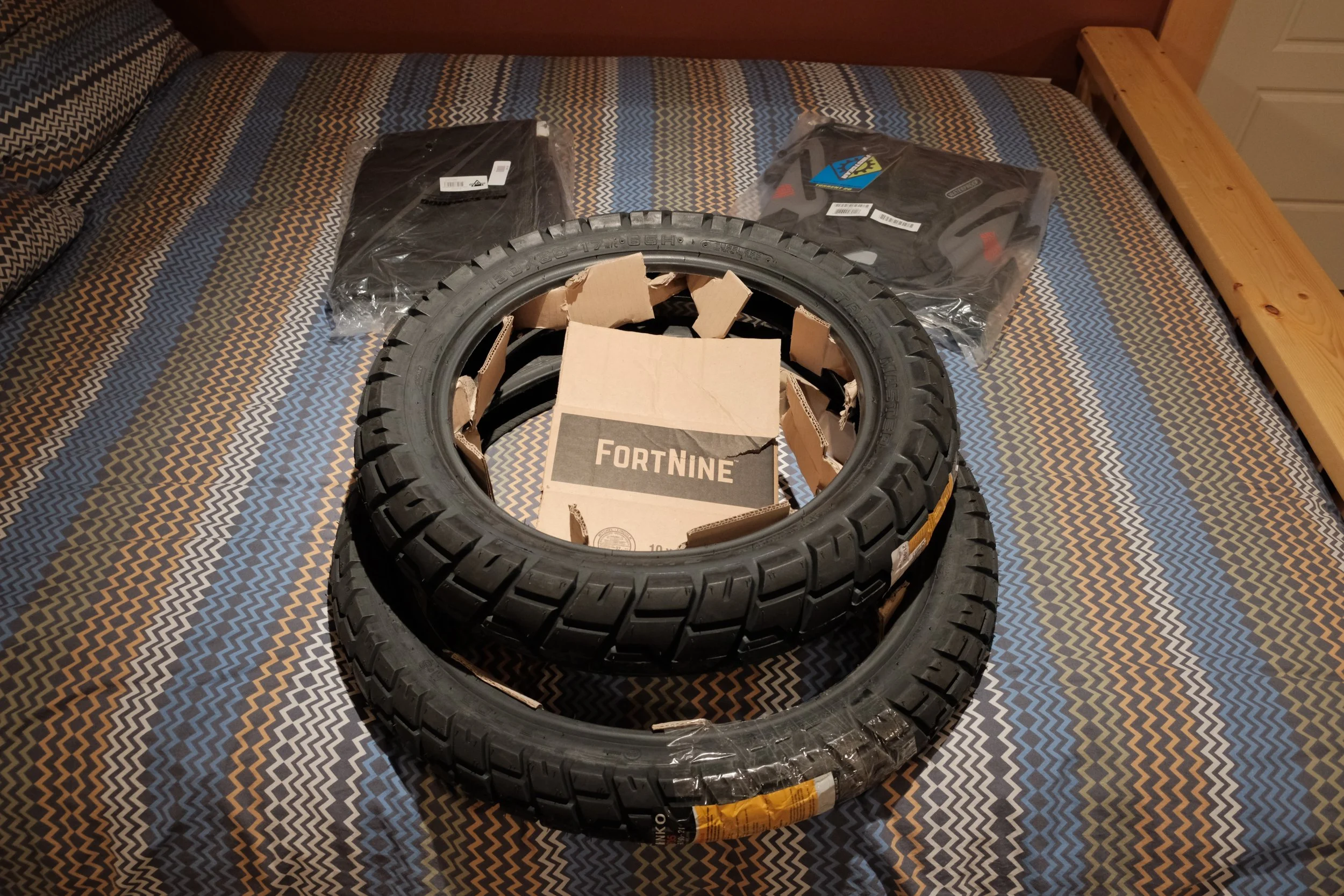 New hooves - a set of Shinko 705s