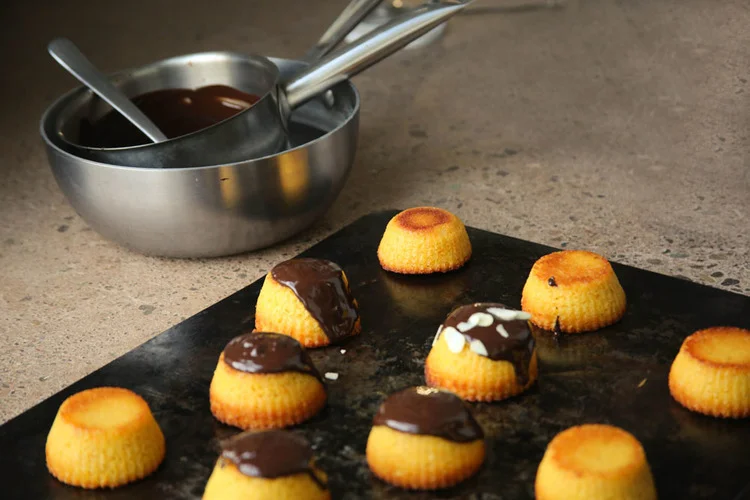 Marrakesh's Fall Colors:  and a tale of baking Moroccan orange almond cake at Peacock Pavilions