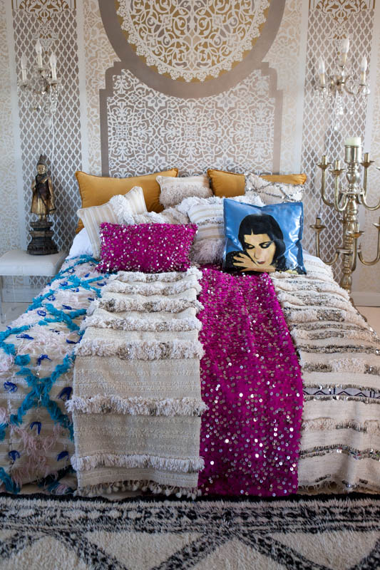 Moroccan style bedroom outlet
