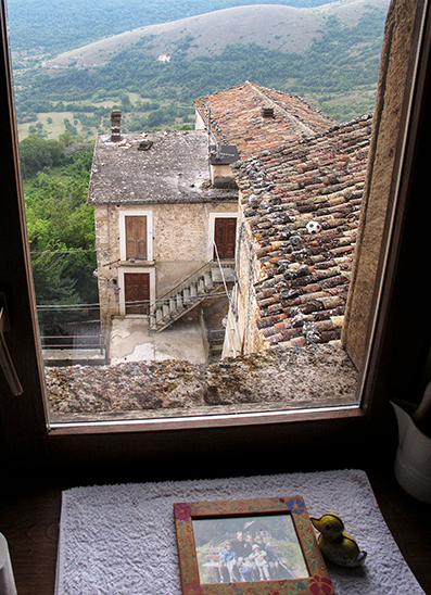 La casa di Peter e della sua compagna pittrice Hanne