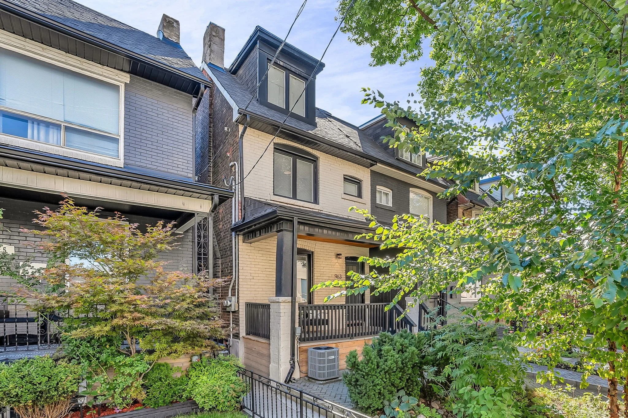 3-web-or-mls-2_exterior front-2.jpg