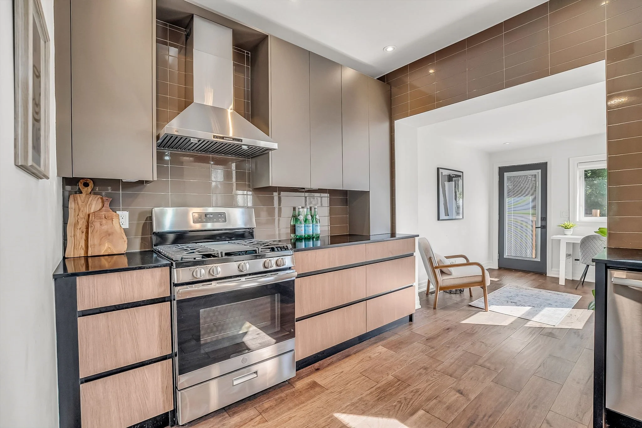 17-web-or-mls-16_main unit-11.jpg