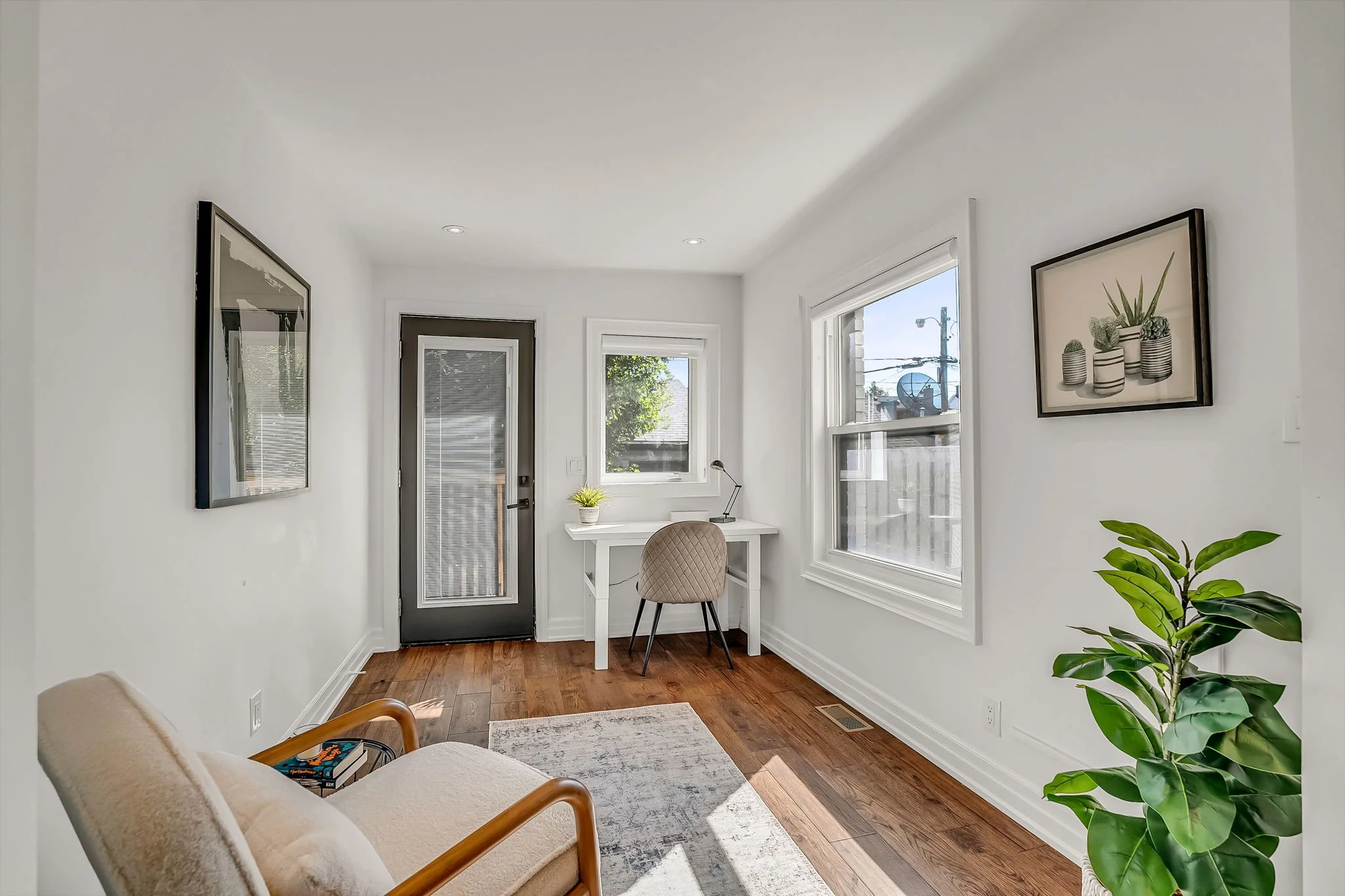18-web-or-mls-17_main unit-12.jpg