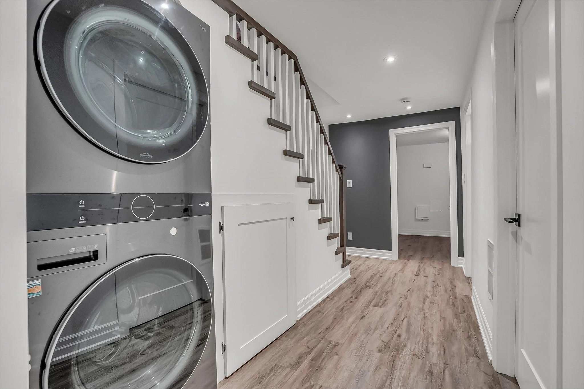 23-web-or-mls-22_main unit-17.jpg
