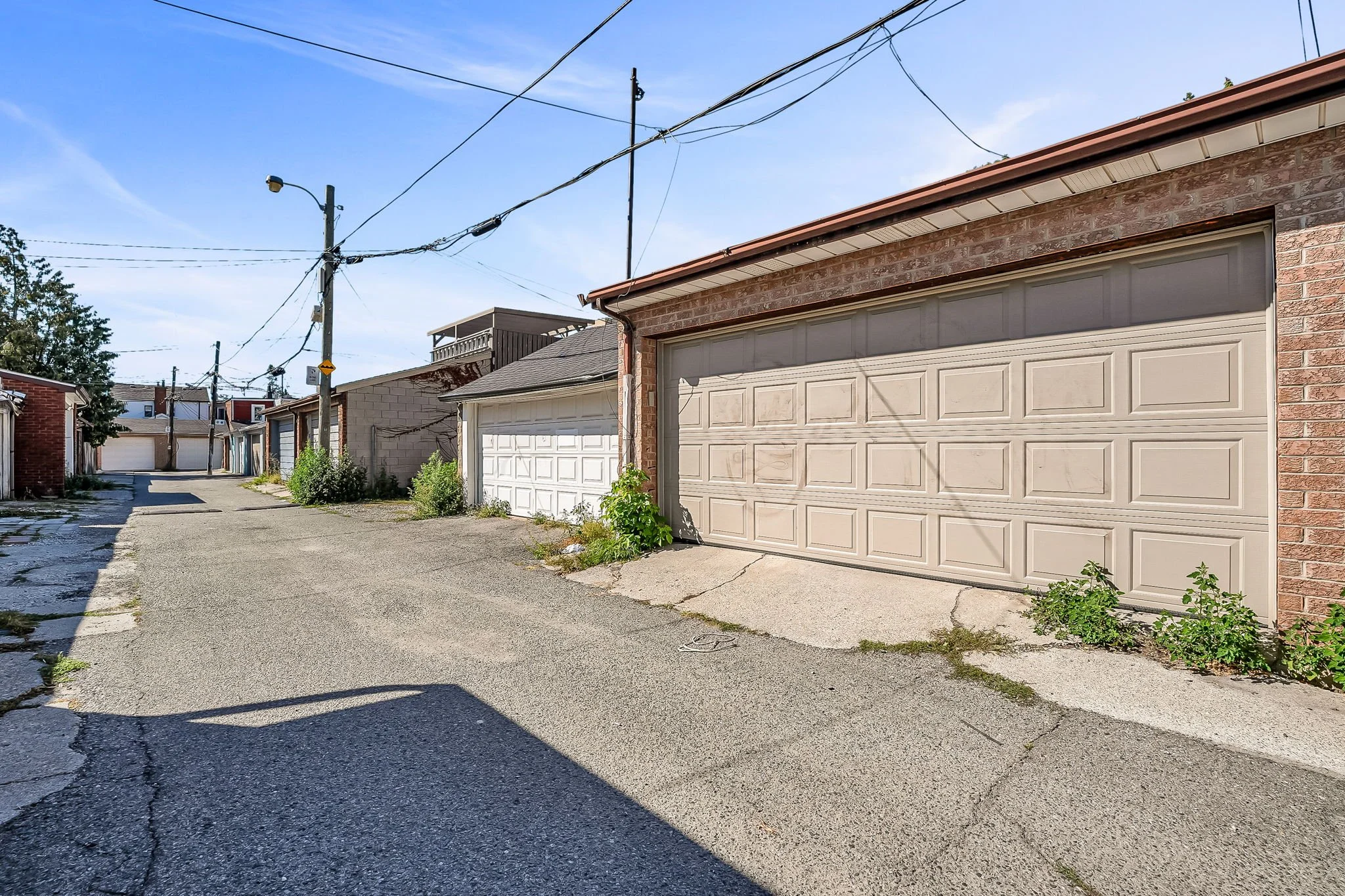 52-web-or-mls-50_garage-1.jpg