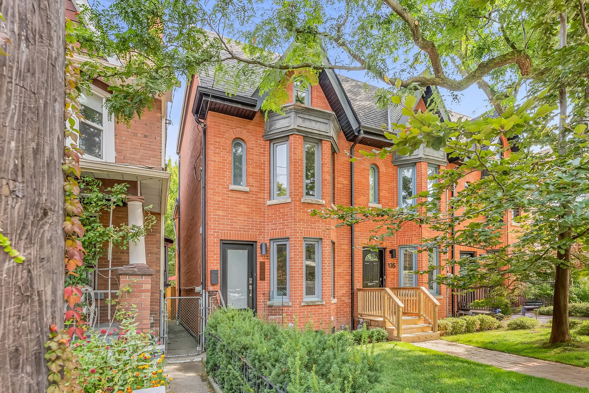 1-web-or-mls-1_exterior front-1.jpg