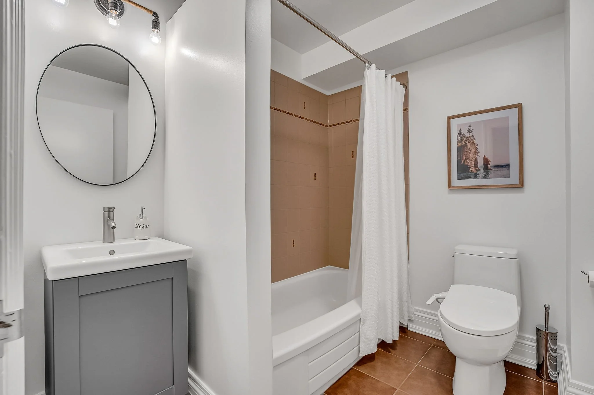 32-web-or-mls-32_washroom-1.jpg