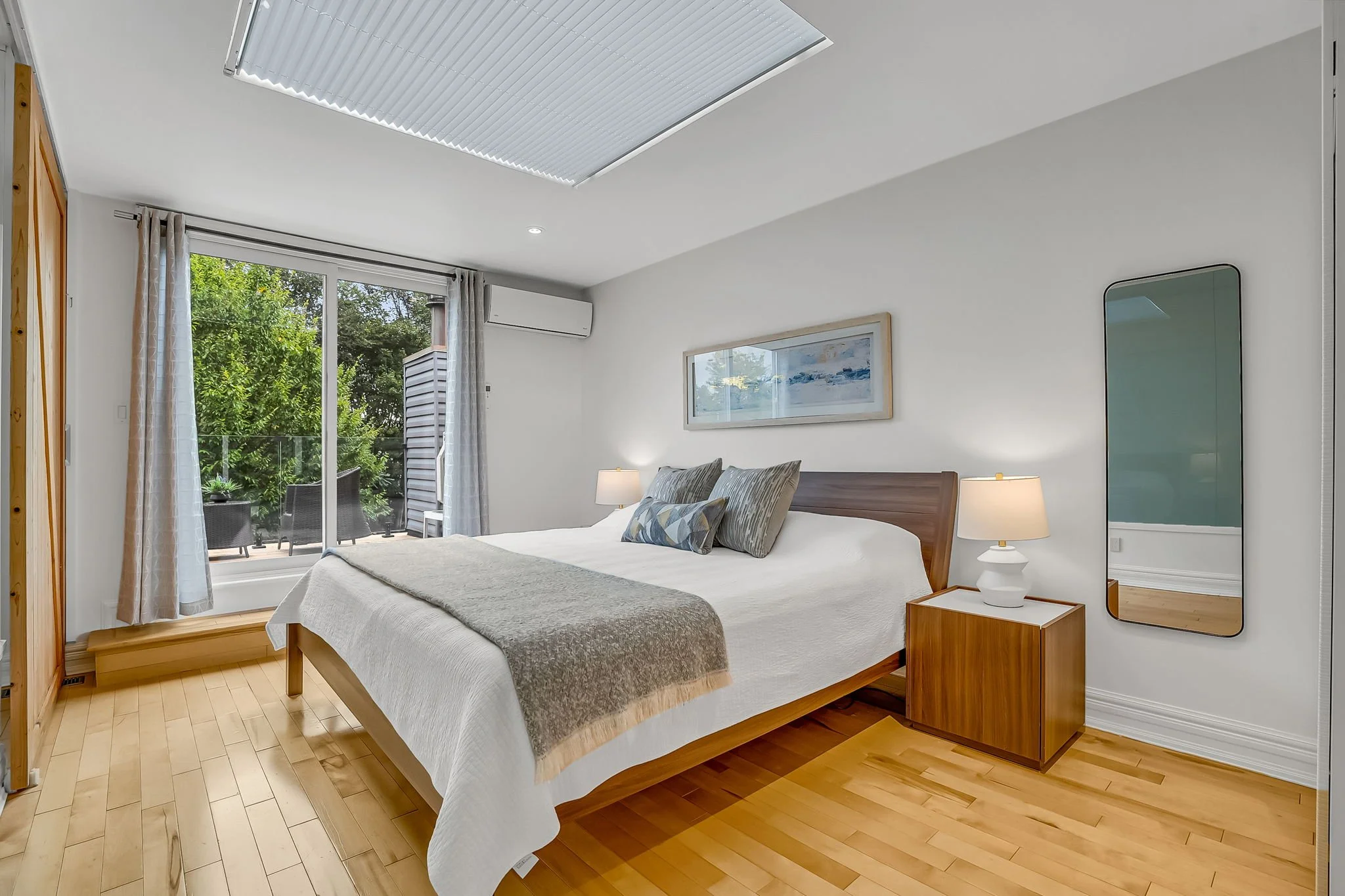 35-web-or-mls-35_primary bedroom-3.jpg