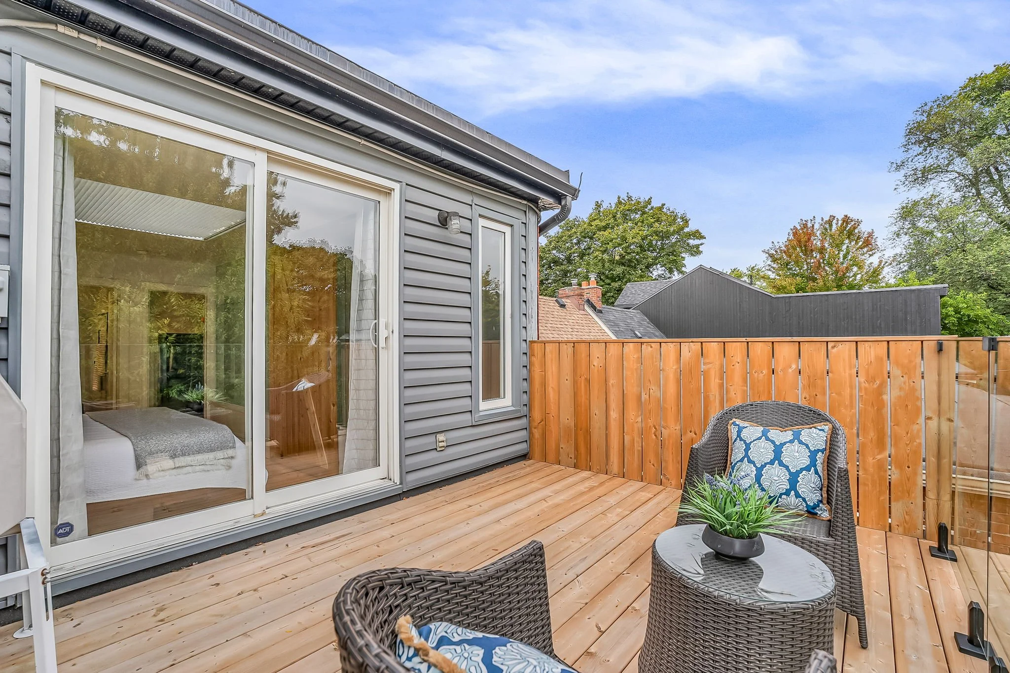 40-web-or-mls-40_terrace-1.jpg