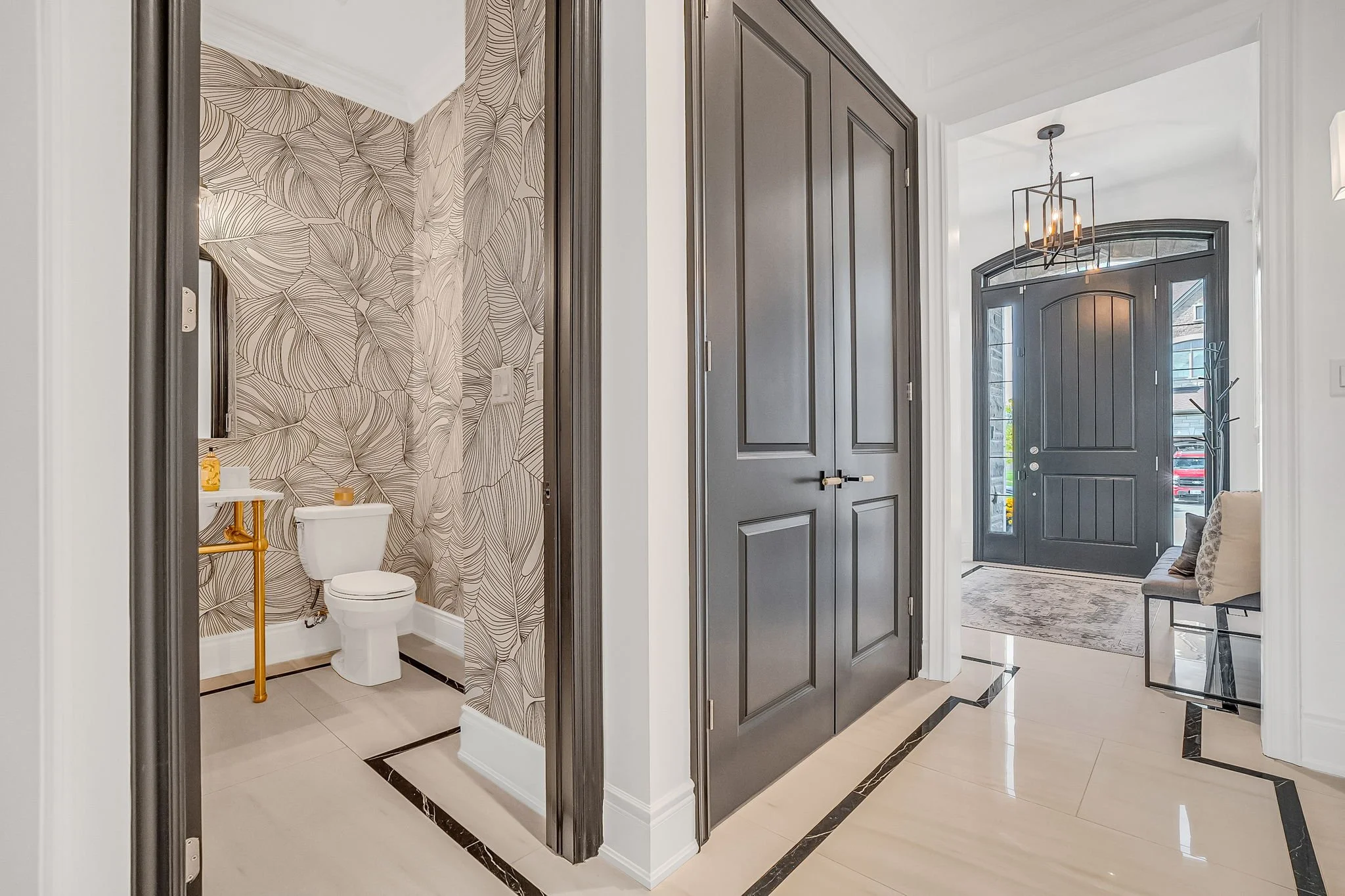 11-web-or-mls-10_hallway-1.jpg