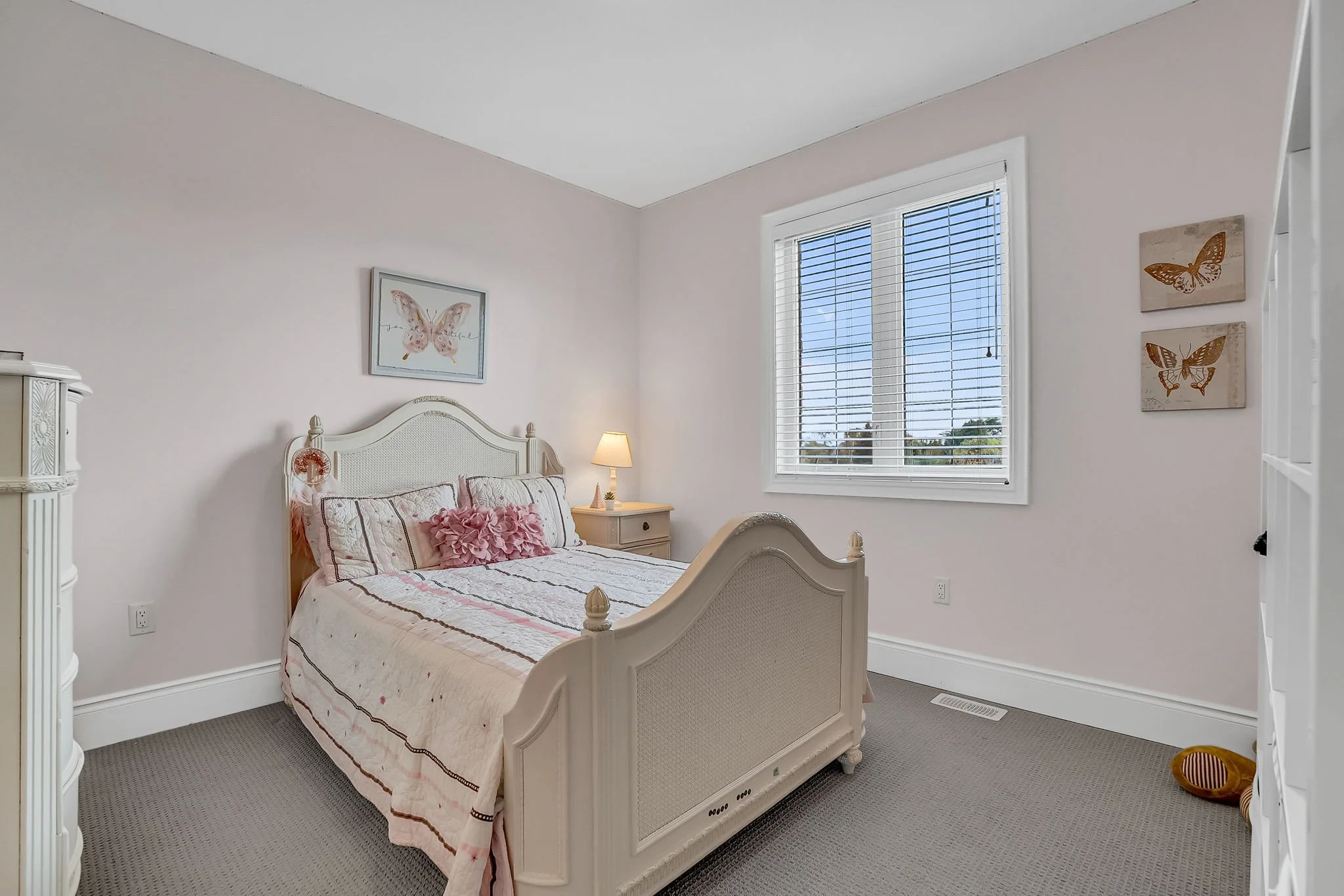 49-web-or-mls-48_second bedroom-1.jpg