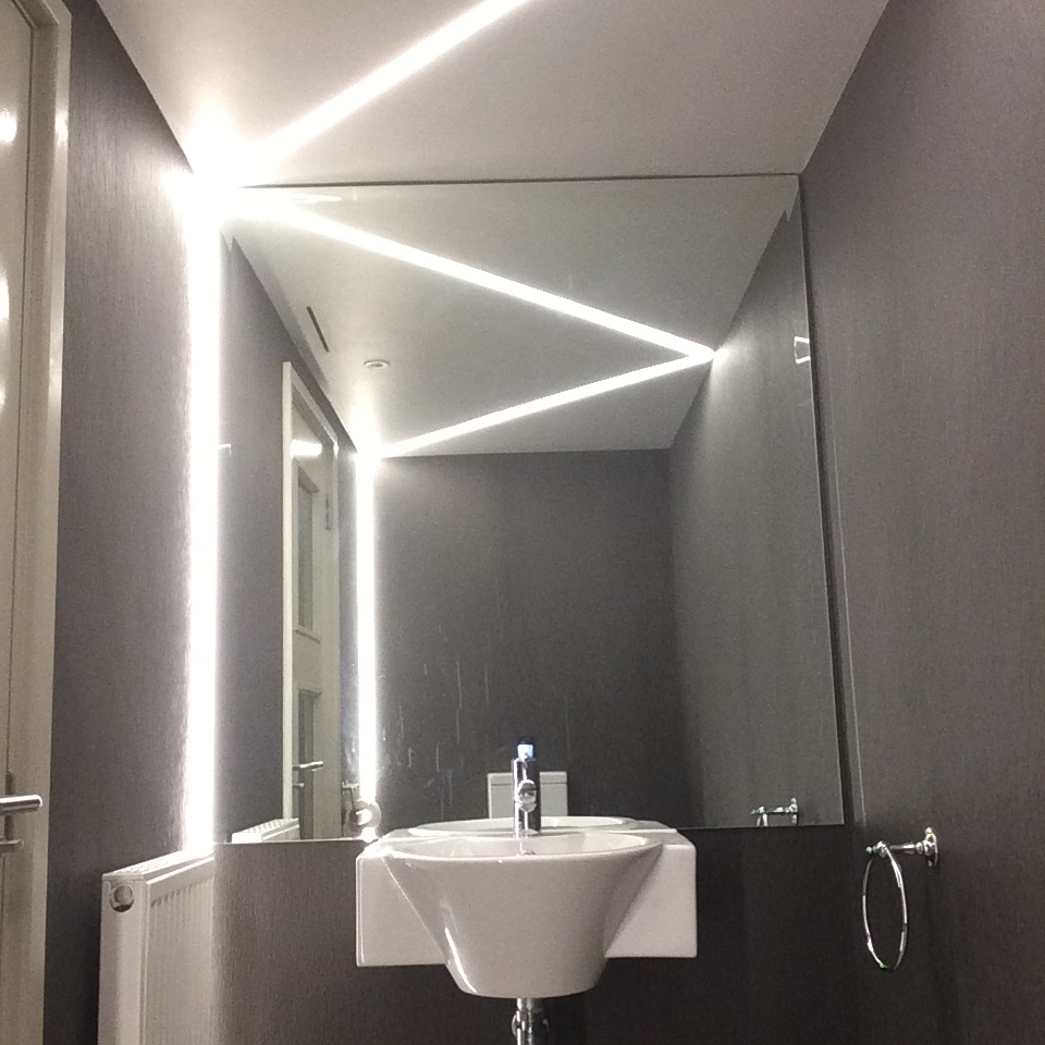 A quick snap of the guest cloakroom (pending the final photo shoot)