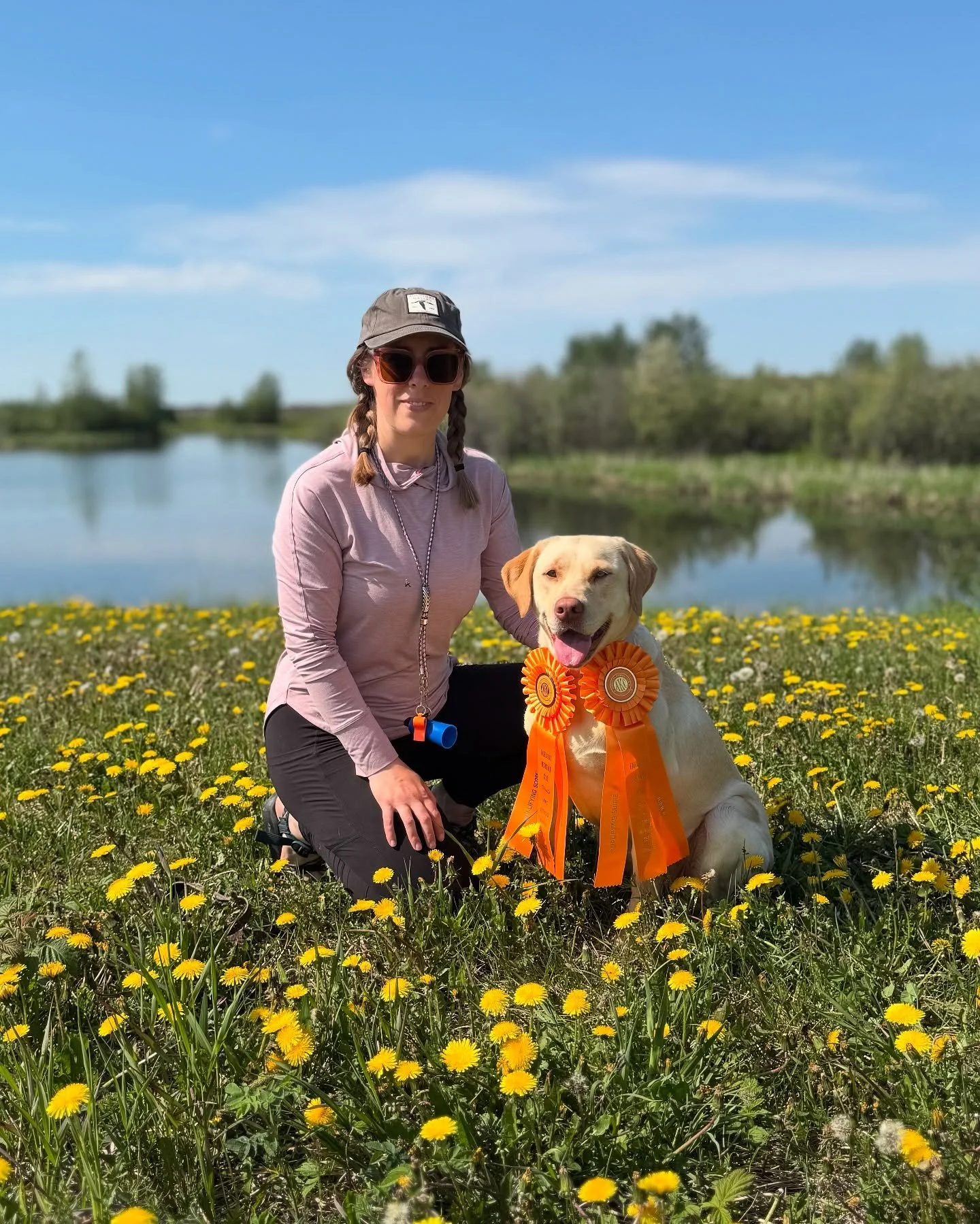 These girlies got their first Junior passes this weekend. Who knew hanging out with dogs all weekend could be so fun? 😏

Shoutout to @teamwetlandretrievers for getting us through all the prep work. 🙌🏼
.
.
.
#akchunttest #akcjuniorhunttest #dogsofa