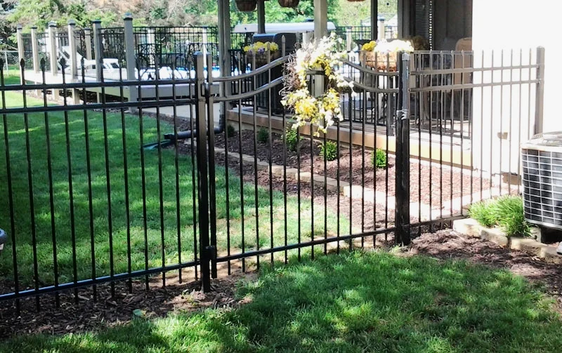 ironfence8.jpg