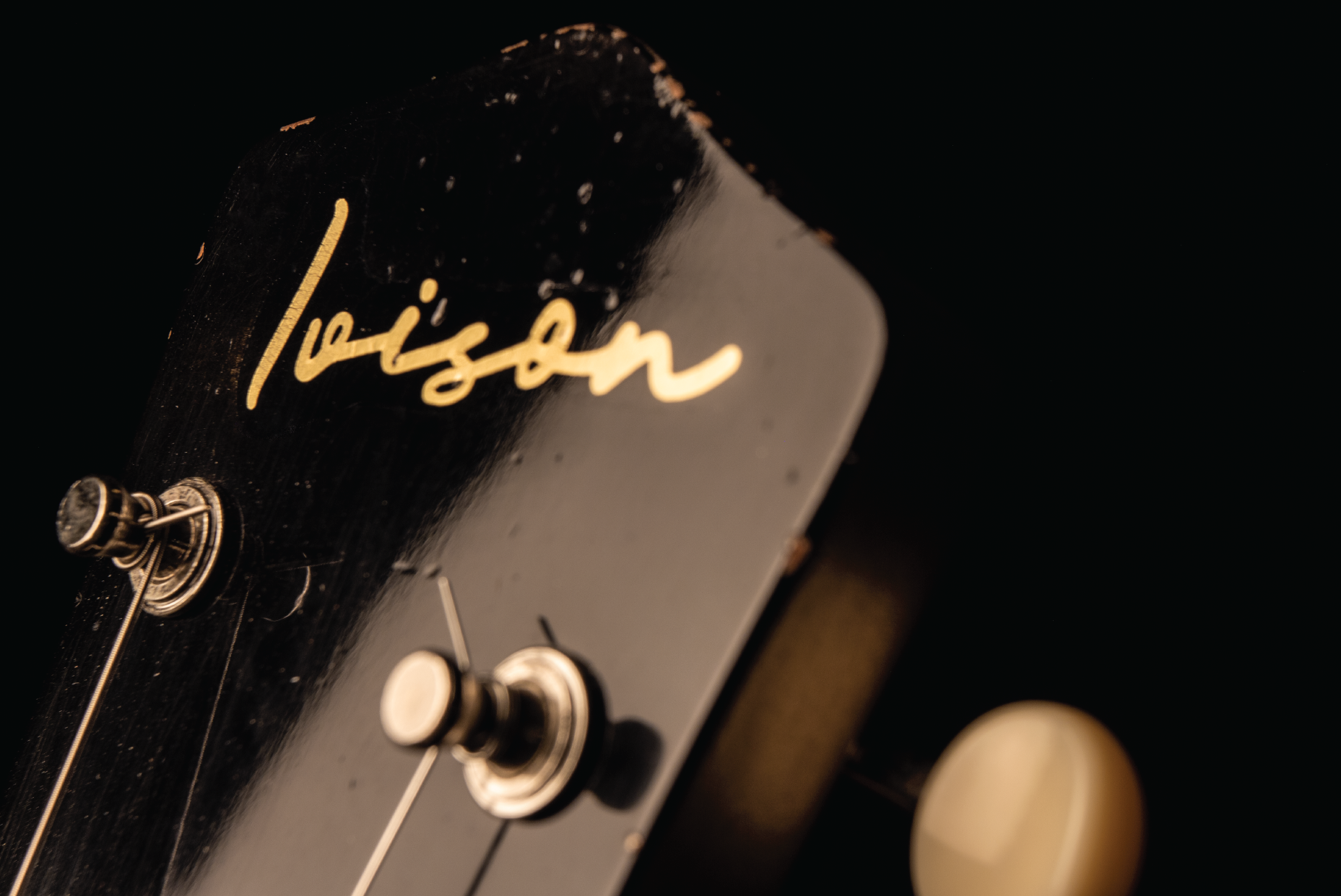 Ivison Guitars - Boutique Guitar Luthier_3
