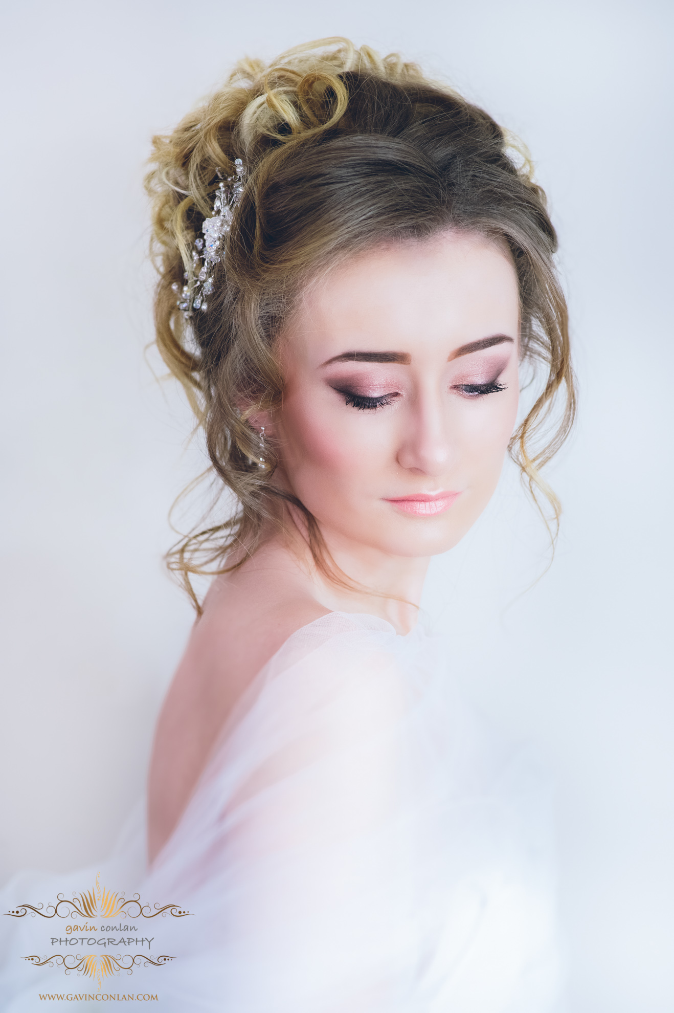 creative-bridal-hair-make-up-jewellery-photo-shoot-gavinconlanphotography-11