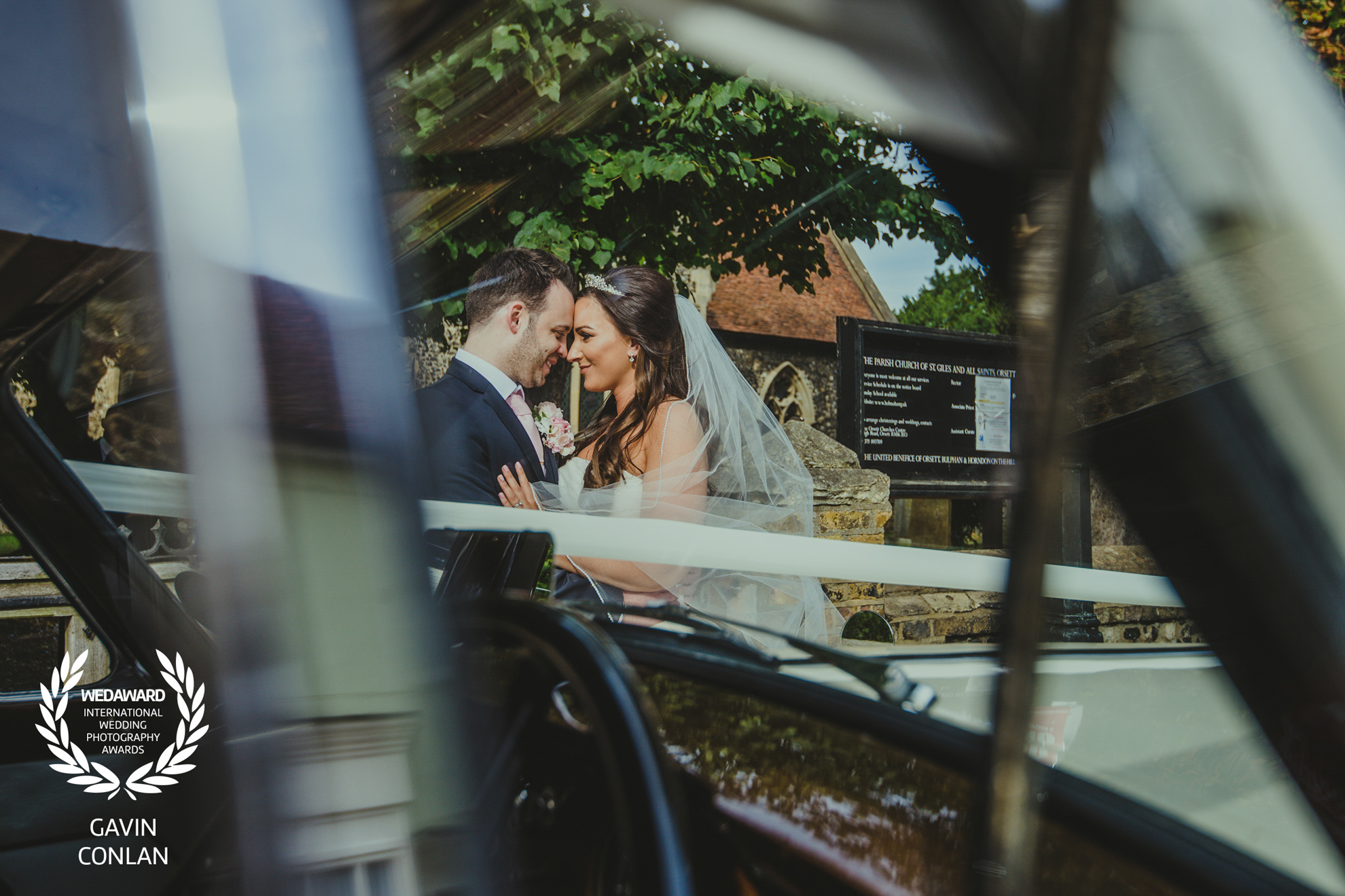 wedding-portrait-all-saints-church-friern-manor-essex-gavin-conlan-photography-wedaward