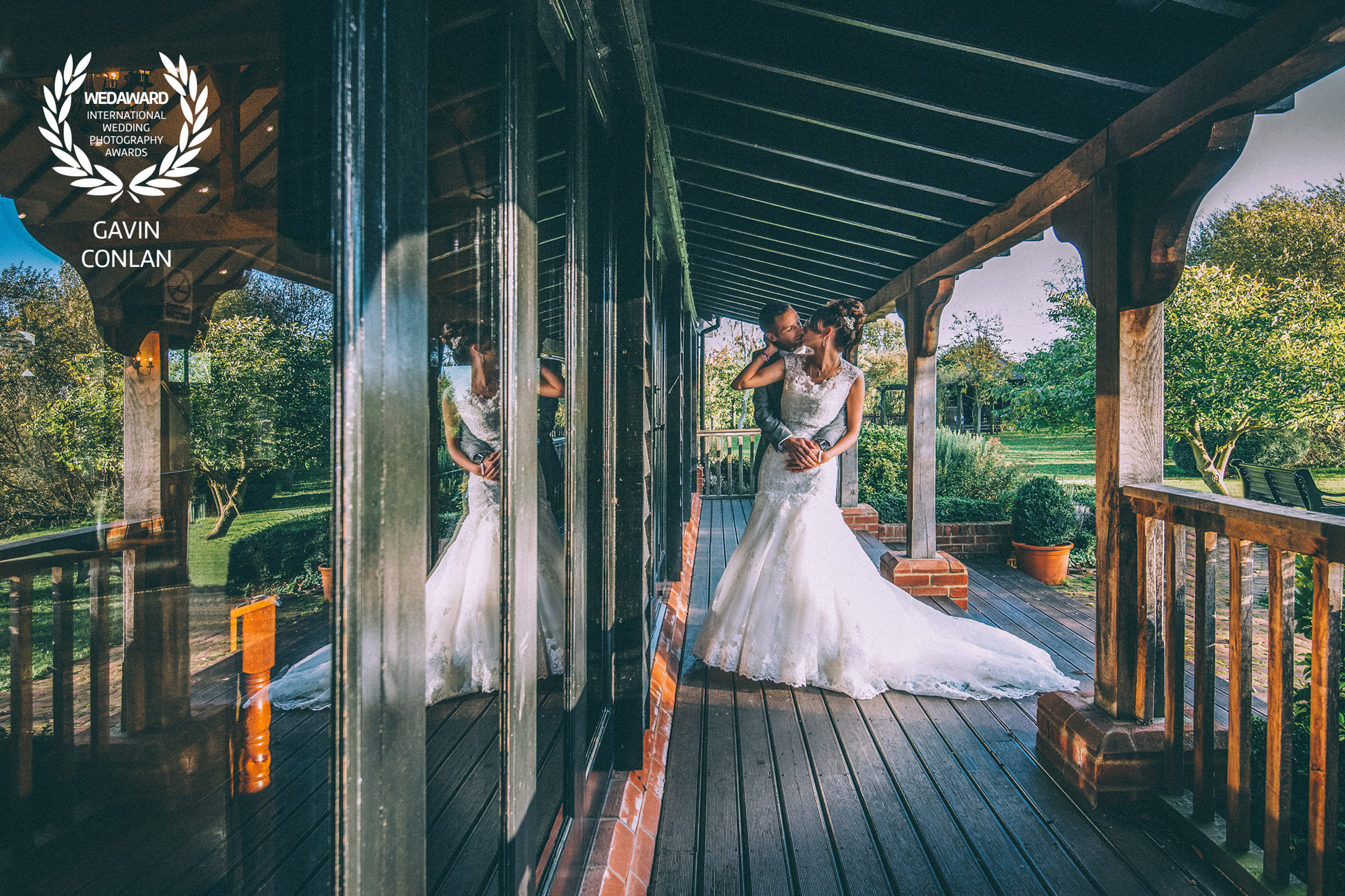 wedding-portrait-crabbs-barn-essex-gavin-conlan-photography-wedaward