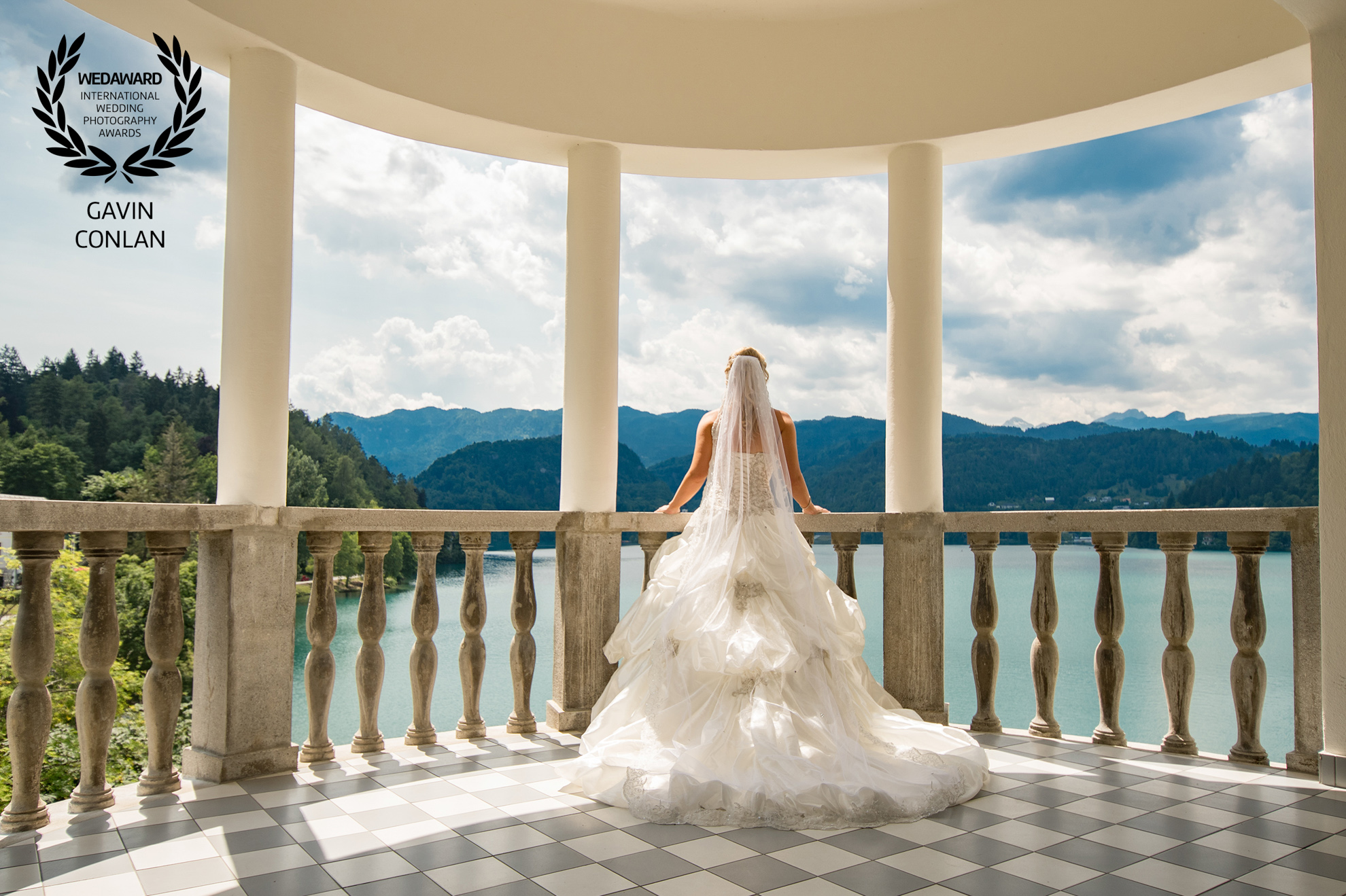 destination-wedding-portrait-grand-hotel-toplice-lake-bled-slovenia-gavin-conlan-photography-wedaward