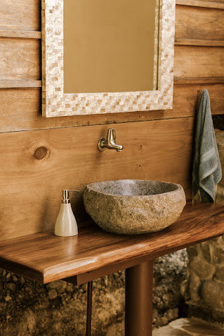 Selva cabin bath.jpg