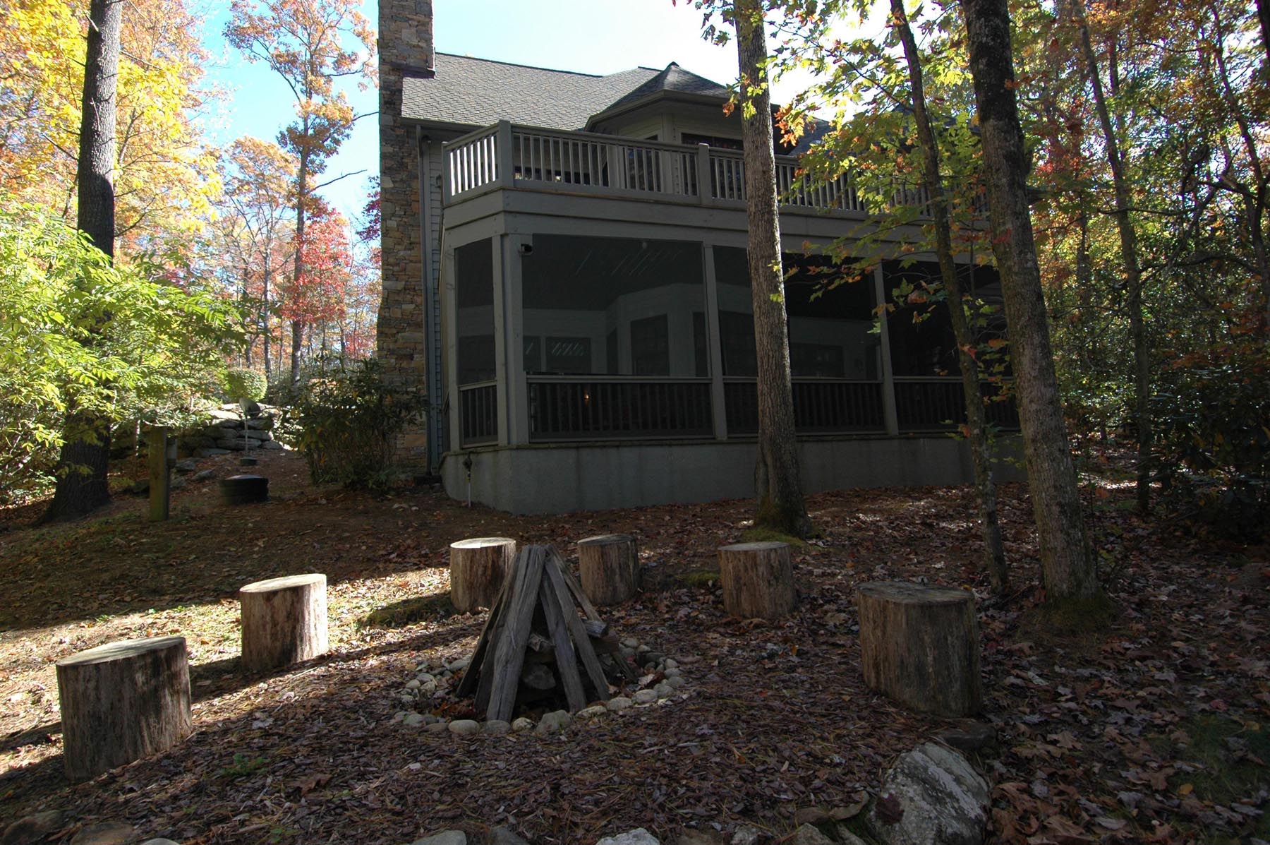 Model_01_Shiloh_Ext_FirePit.JPG