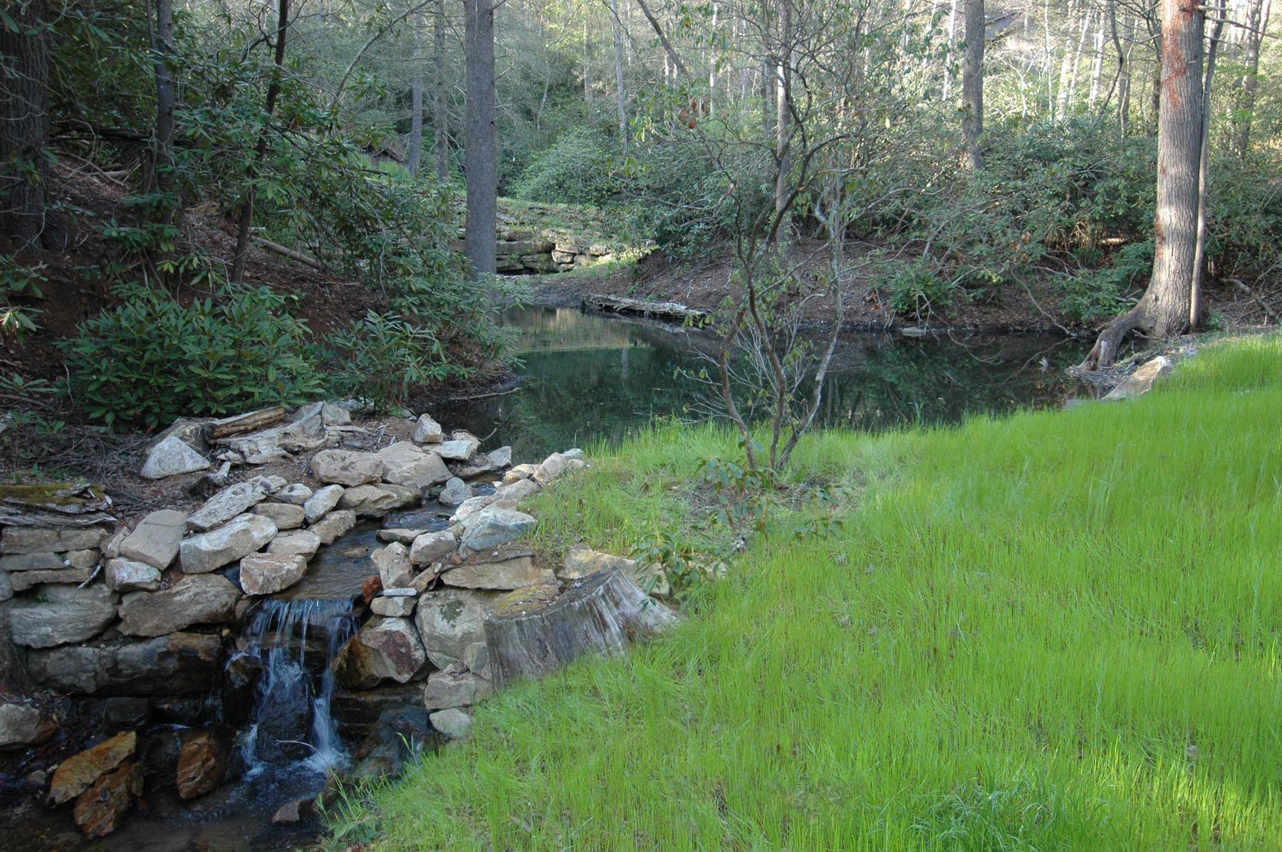 Model_01_Shiloh_ExtPond_Waterfall.JPG