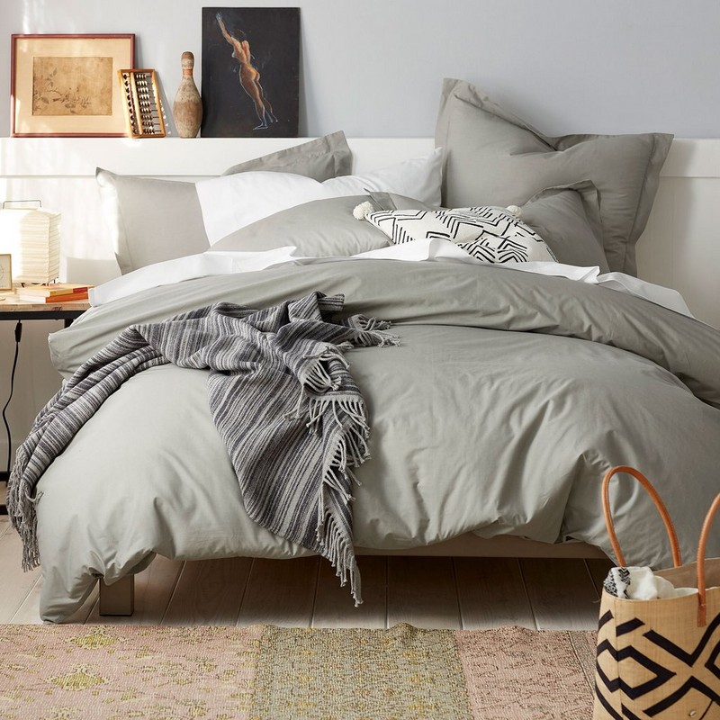 40105d_organic_duvet_taupe_web.jpeg