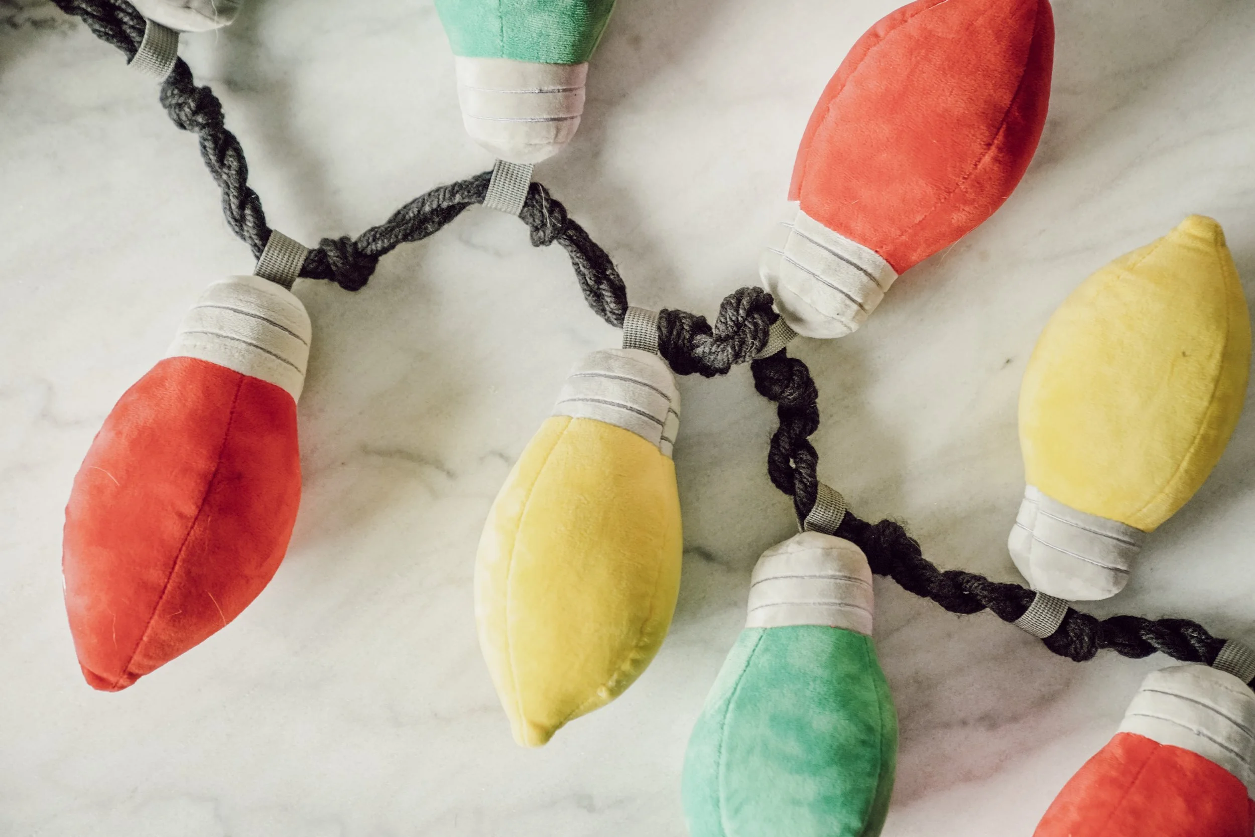 DIY No-Sew Christmas Lights Garland