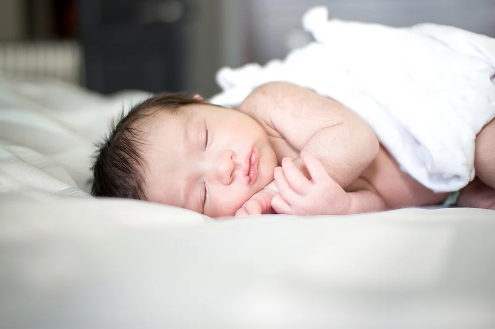 Newborn home seesion az 13
