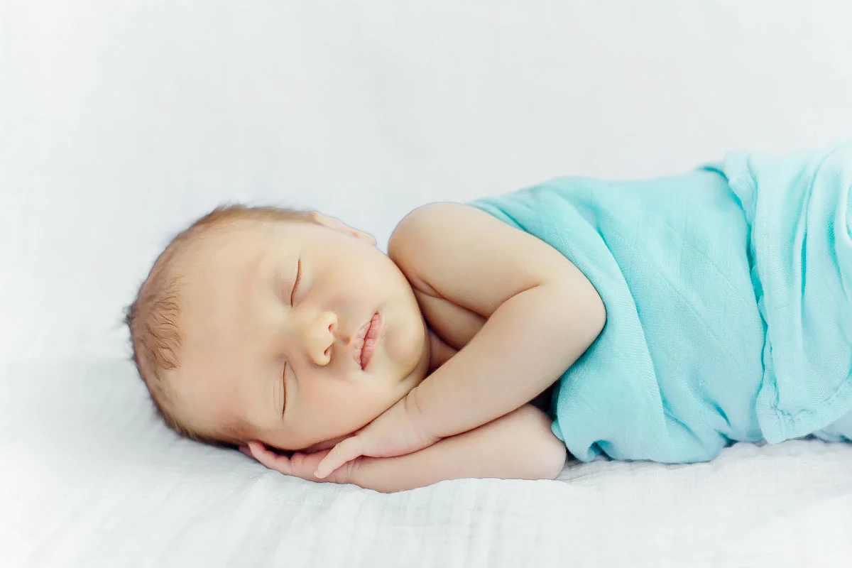 Denver Lifestyle Newborn Photographer-132.jpg