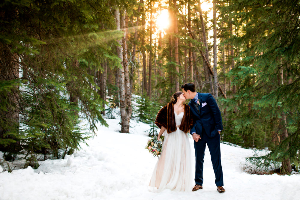 Breckenridge Wedding Photographer - The Little Mountain Lodge -45.jpg