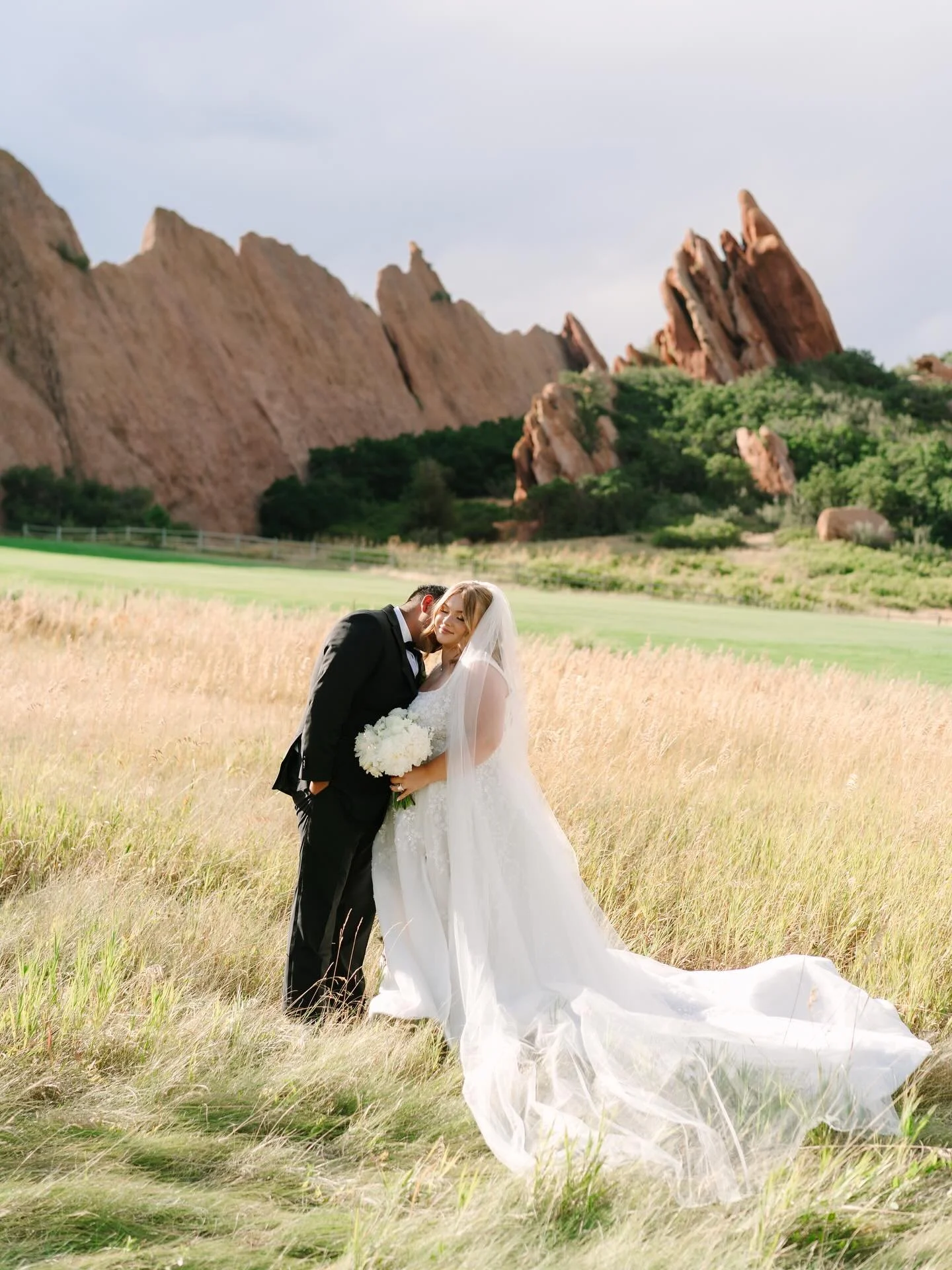 We love working at @arrowheadcoloradoevents &hearts;️ It&rsquo;s like if Mars had grass + some wild animals and the staff is the sweetest ☺️