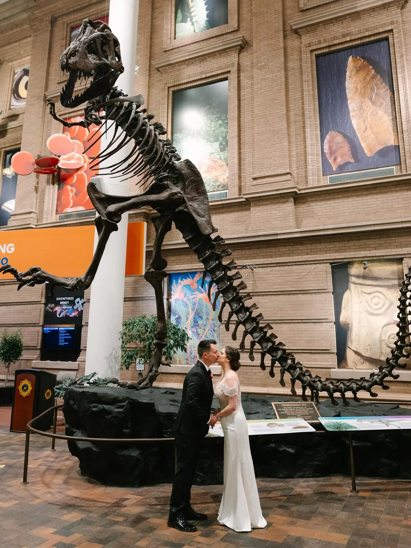 This might be my first dinosaur on my feed and it deserves its own spot 😍 More from this @denvermuseumns coming soon 🦖

My first time capturing a wedding at The Denver Science Museum and my inner nerd was geeking out. We got to roam around areas of