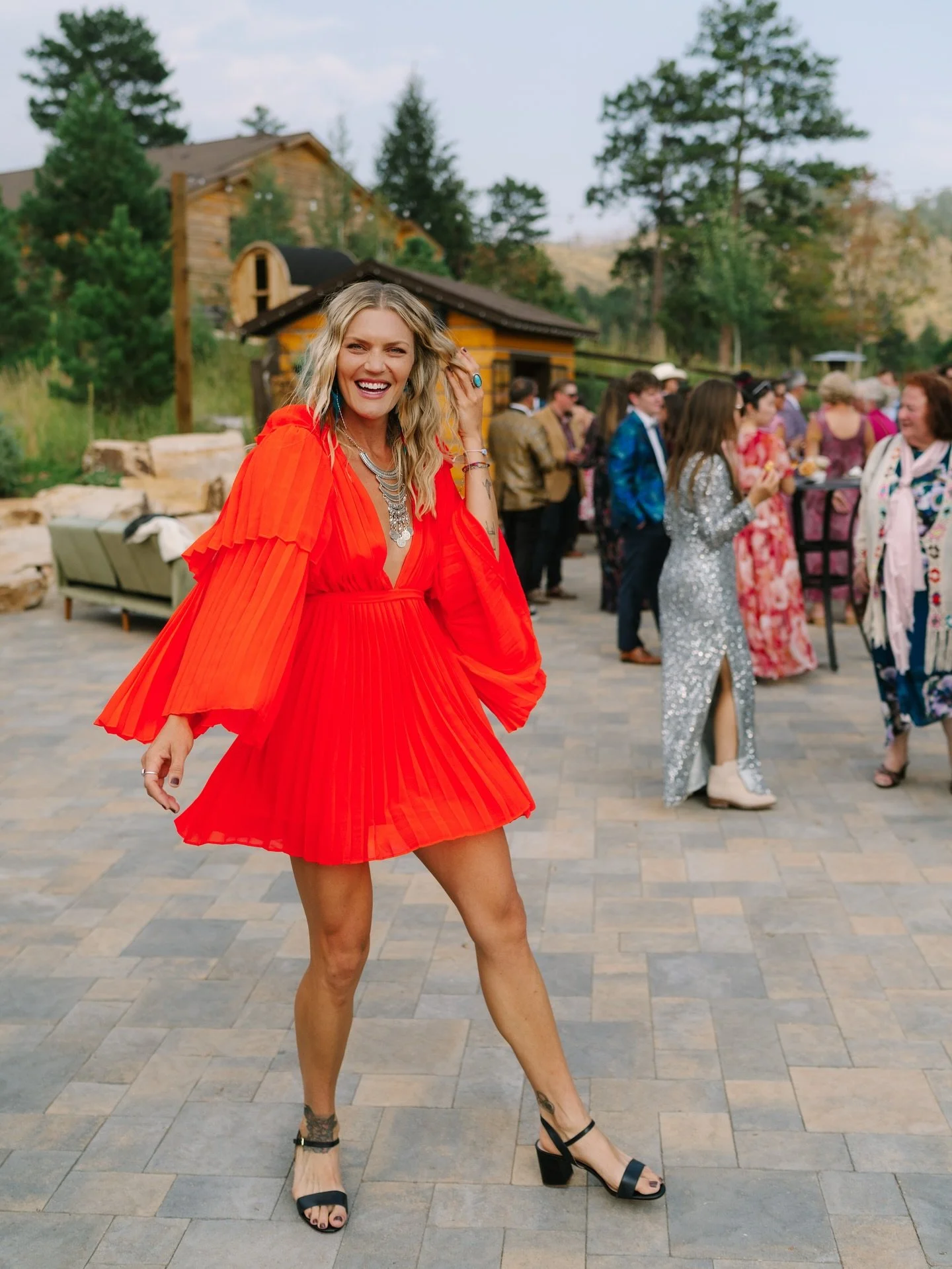 I can&rsquo;t remember the last time I wore a dress with heels. I guess it takes me being a guest at a wedding to do so. And now that I actually own a pair of heels, they will get more use 🙃

Always the photographer and never the guest (at least for