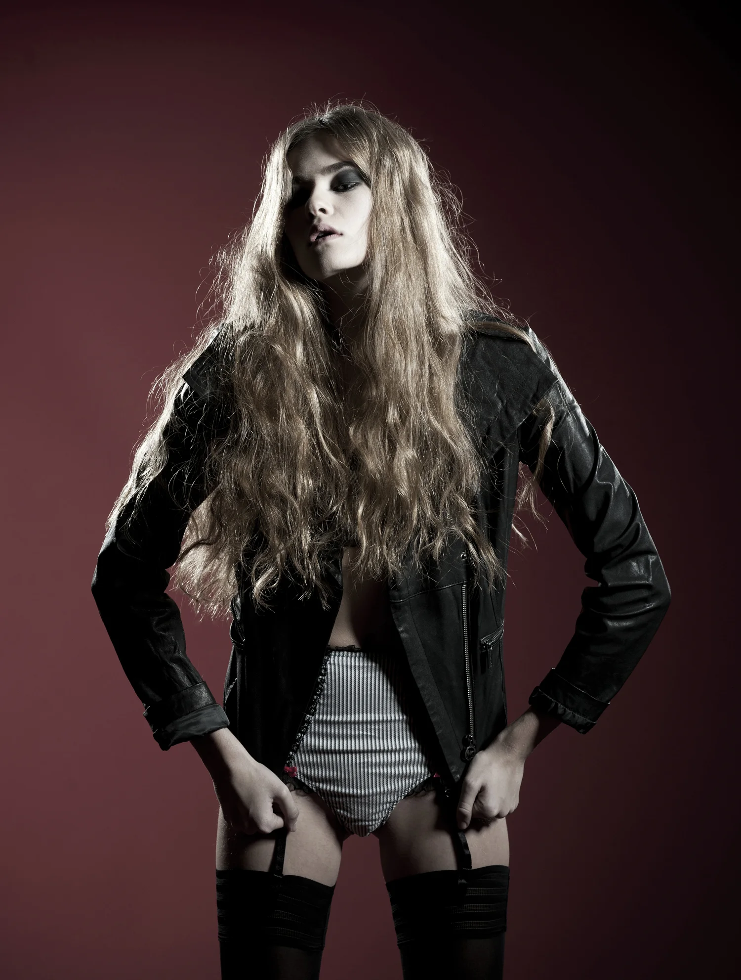 RedRoom047X.jpg