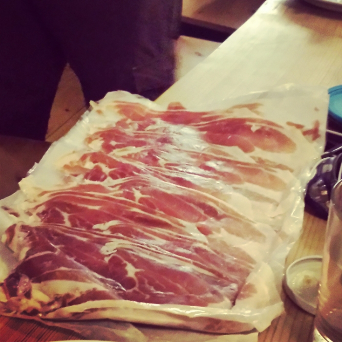 Prosciutto brought from Rimini to Katnosdammen.