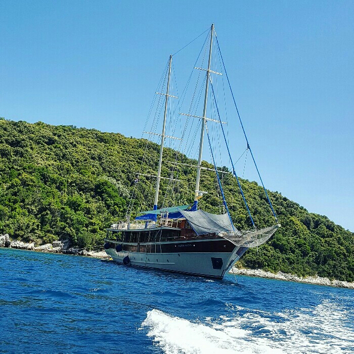 The boat!
