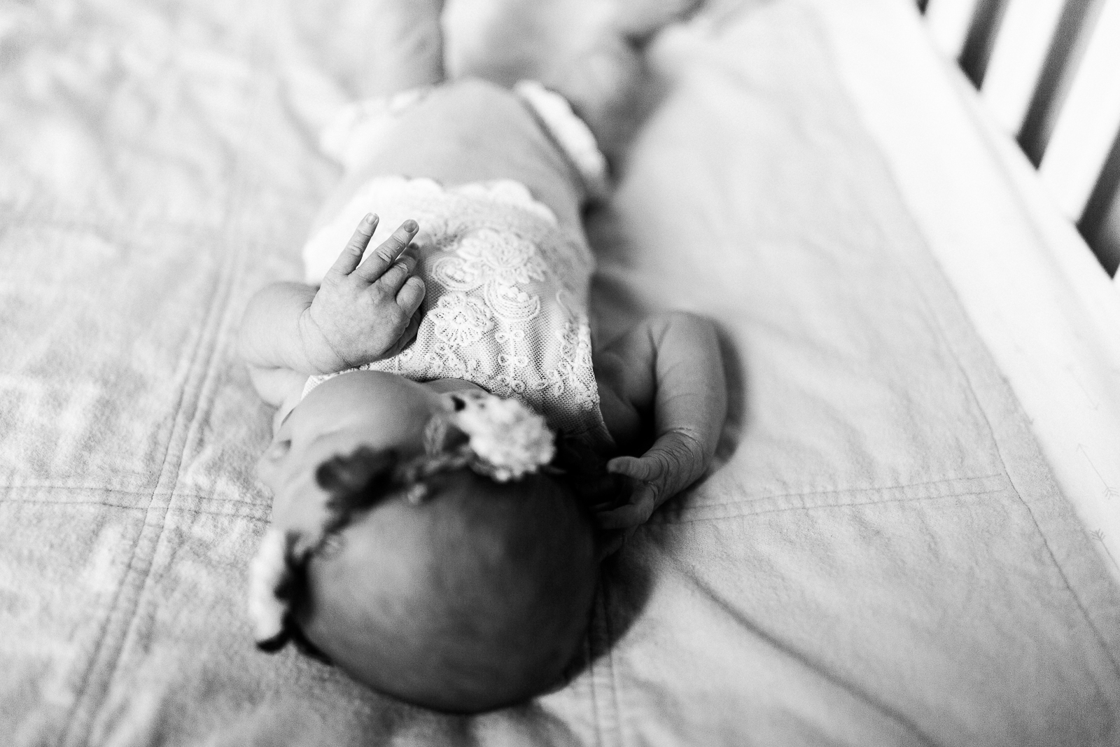 newborn blogs-10.jpg