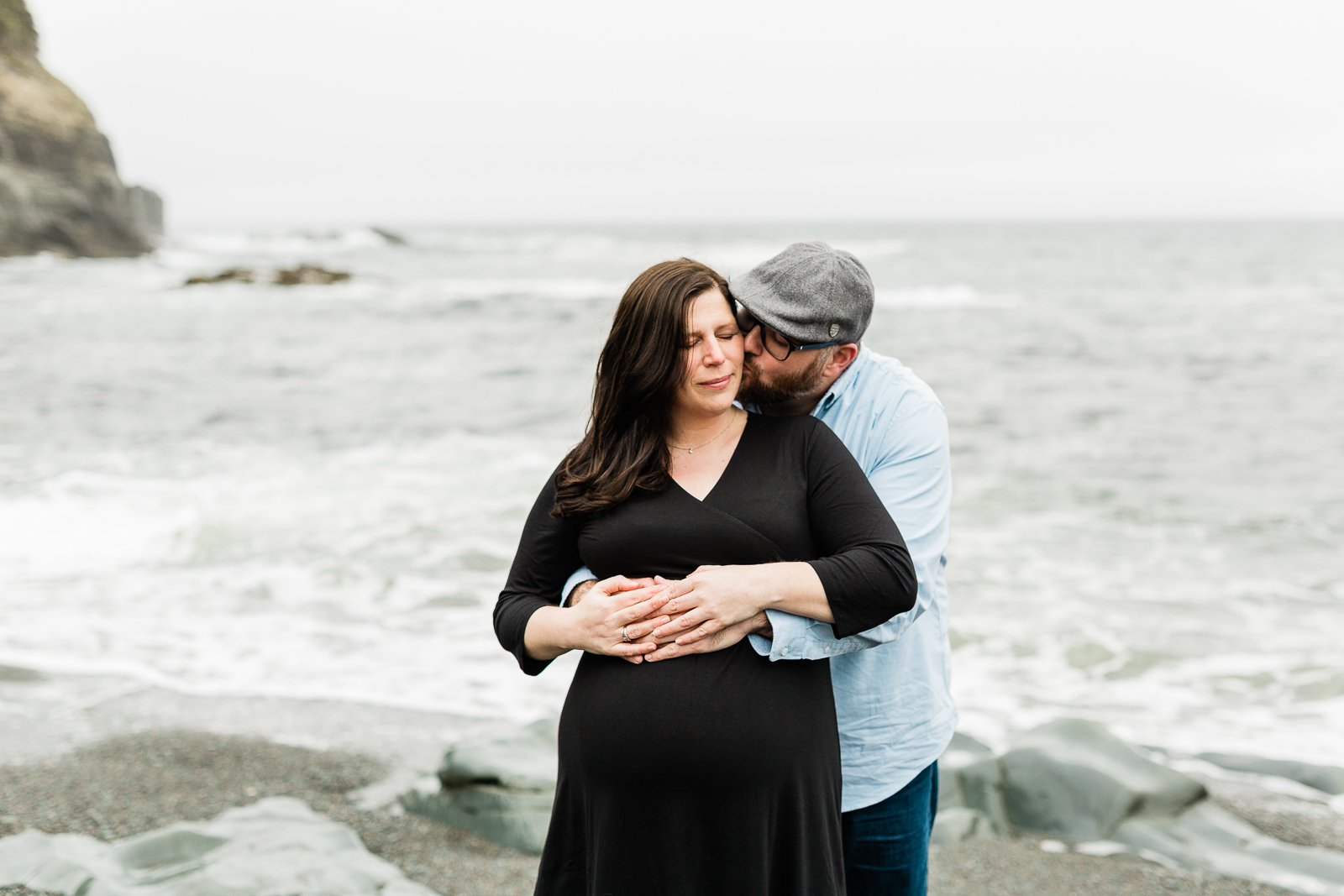 middle-cove-st-johns-maternity-photographer-8.jpg